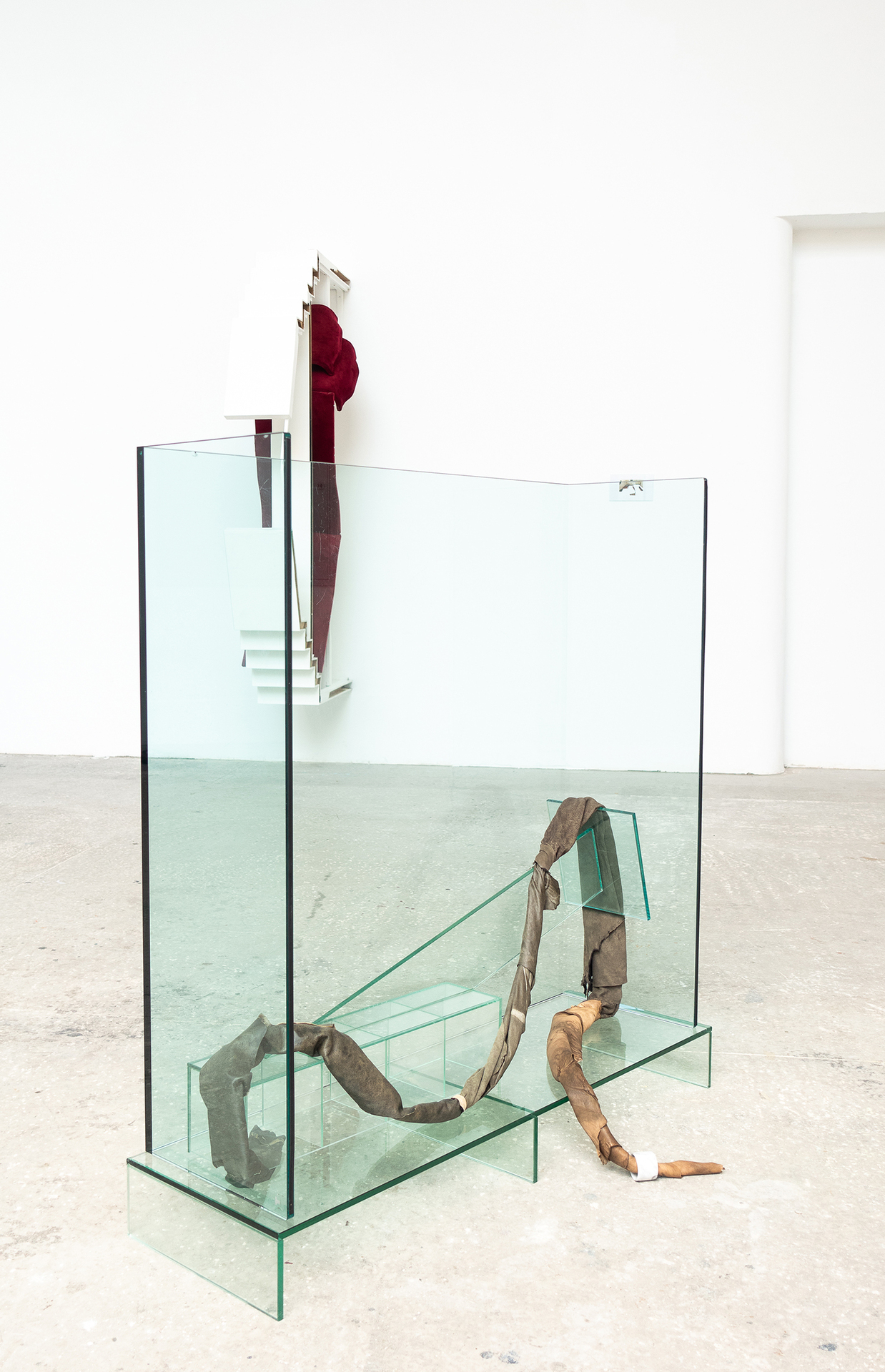 Gleb Amankulov, Rat King, 2022, glass, leather, Dimensions variable