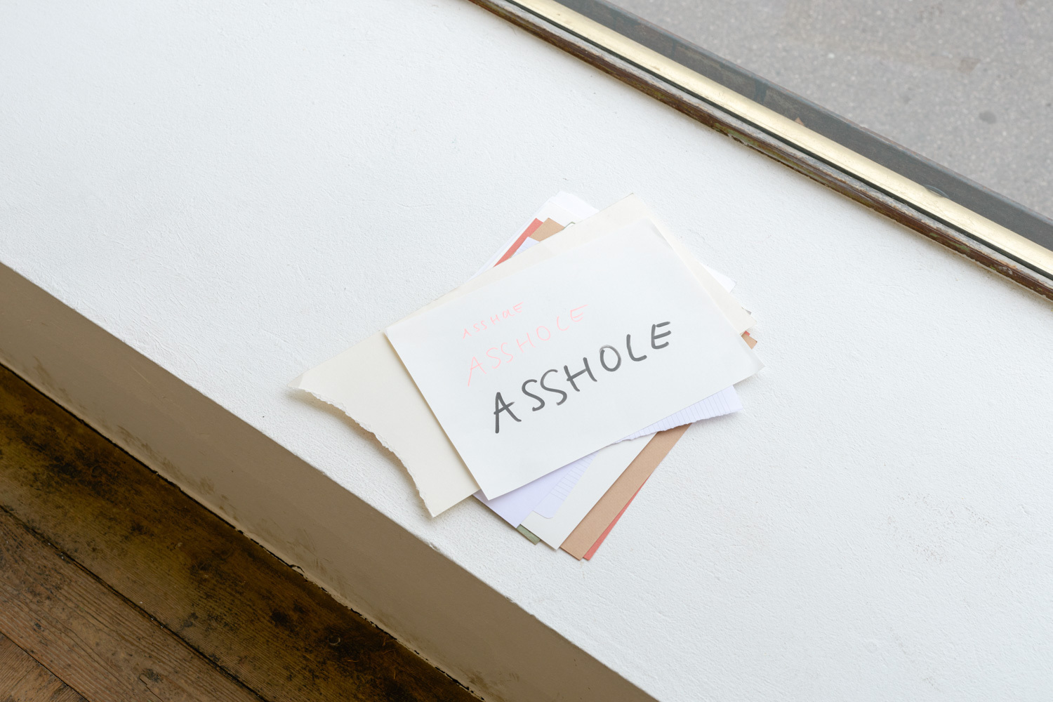 Sveta Mordovskaya, Assholes, installation view, Kevin Space 2022. Photo: Maximilian Anelli-Monti. Courtesy the artist and Weiss Falk, Zurich