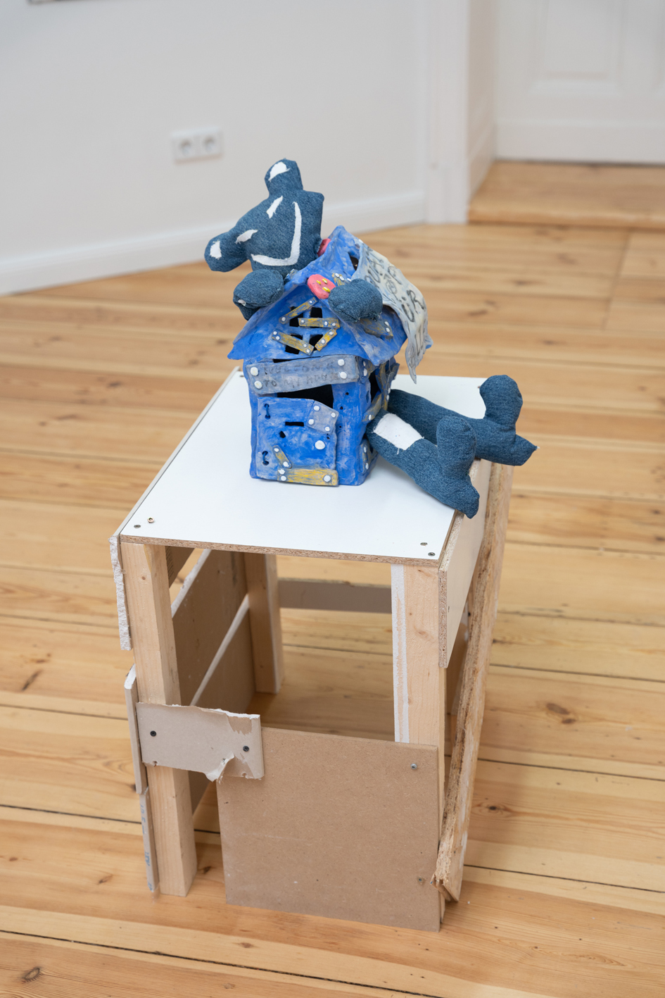 Jake Kent, Untitled (Snuggle House), Gouache, oil pastel and water colour on ceramic, denim and textile, 2022