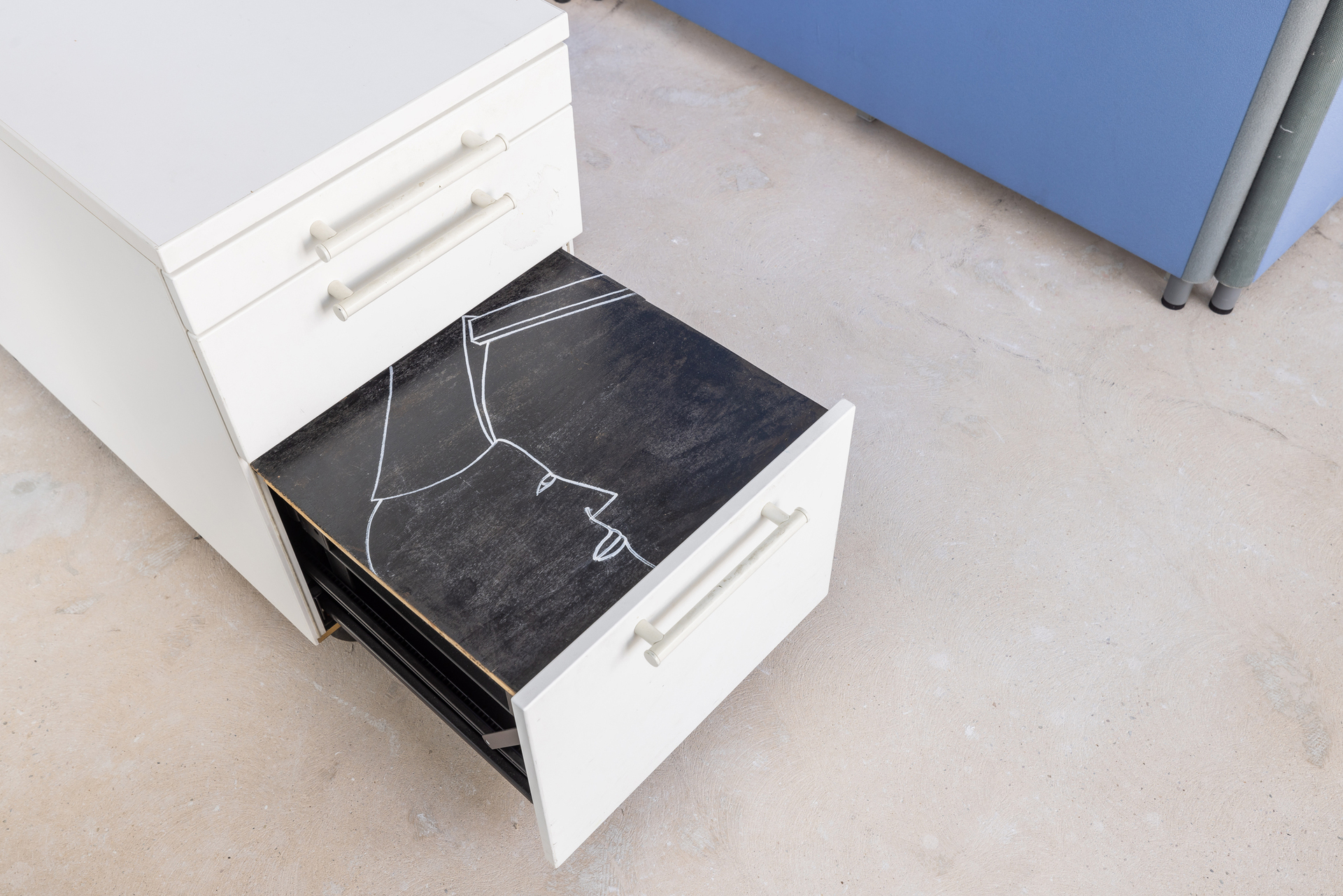 Oded Avramovsky, Untitled, 2012-2021 drawing on paper Photo: Roland Baege Courtesy: the artist