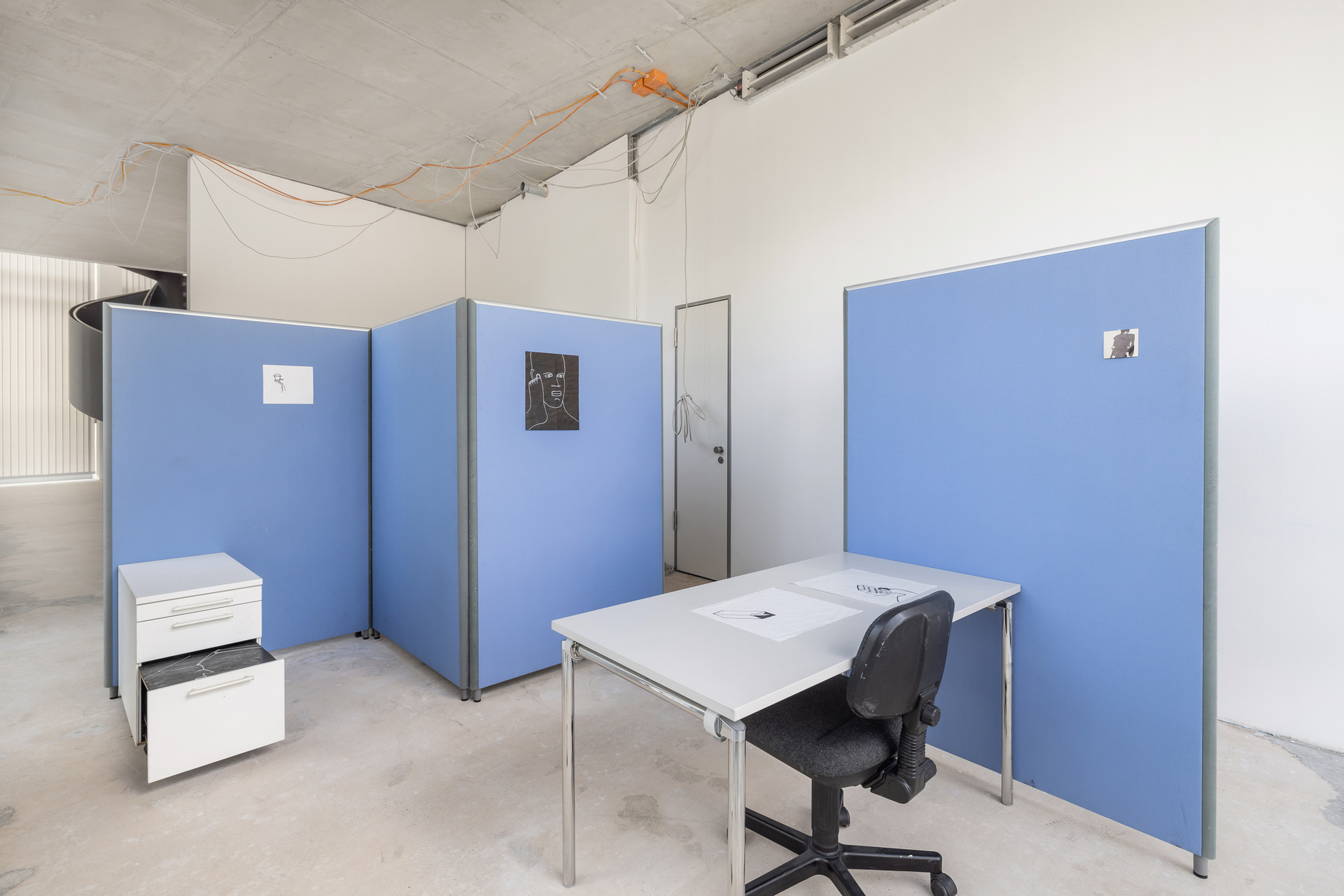 Oded Avramovsky, Untitled, 2012-2021 drawing on paper Photo: Roland Baege Courtesy: the artist