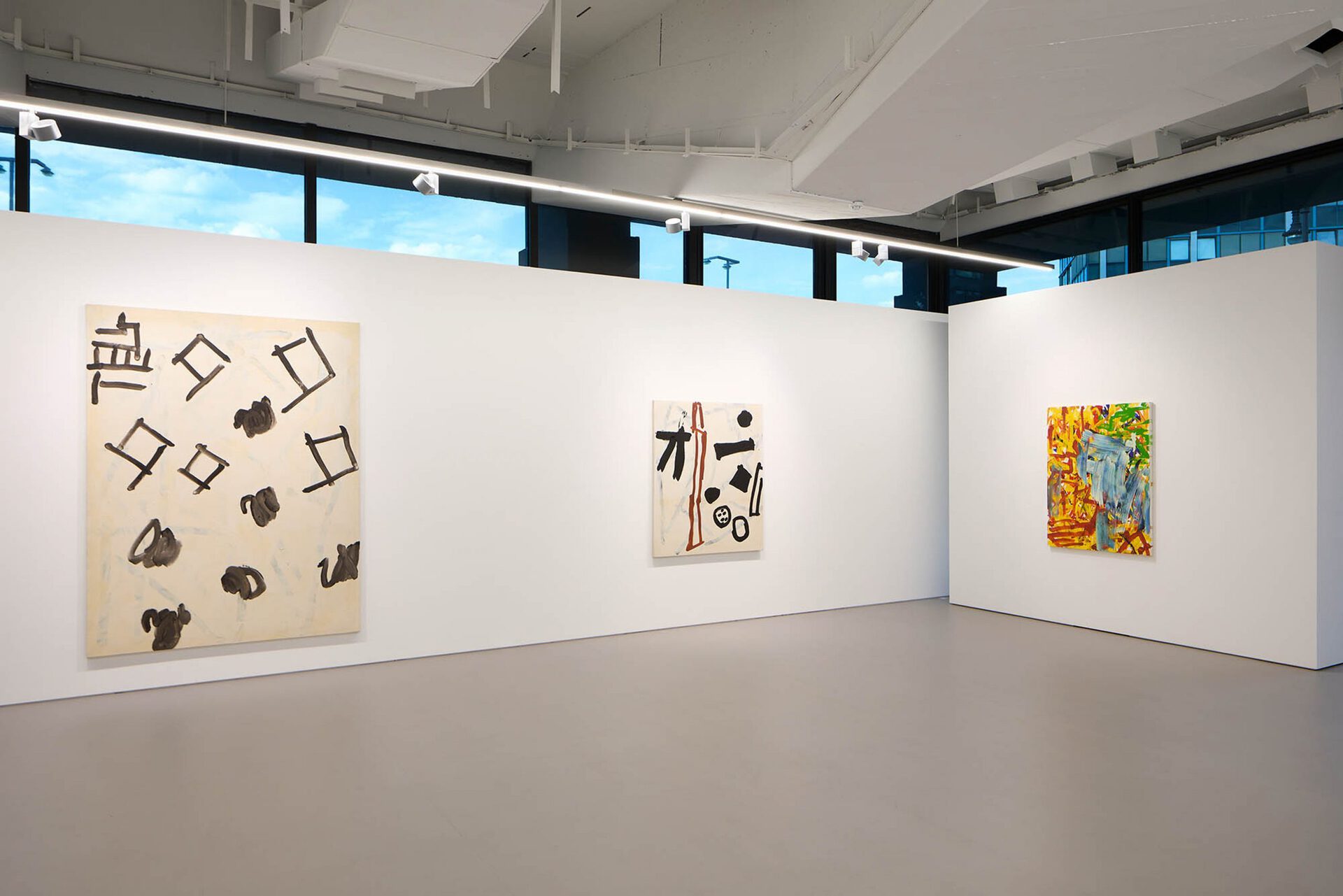 Installation View Efremidis