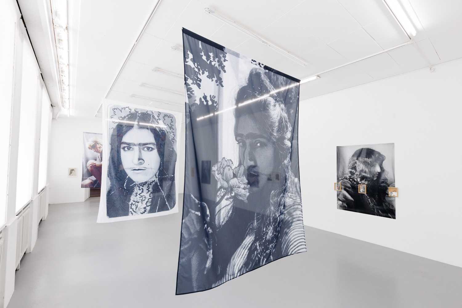 Selbstähnlich. Cihan Cakmak & Moshtari Hilal, installation view basis e.V., Courtesy the artists, Foto Bernd Euring, © basis e.V.
