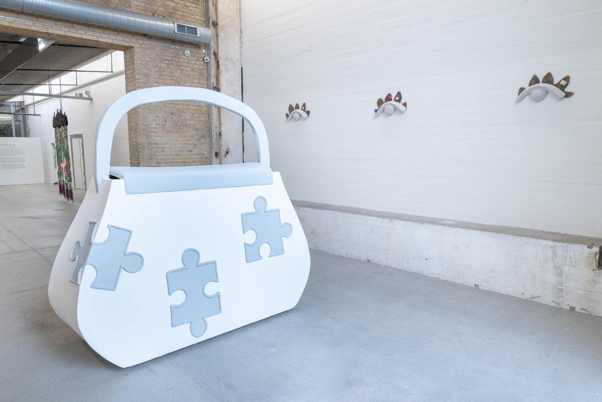 Anna Walther, Jeg finder selv ud, 2022, plywood, filler, paint