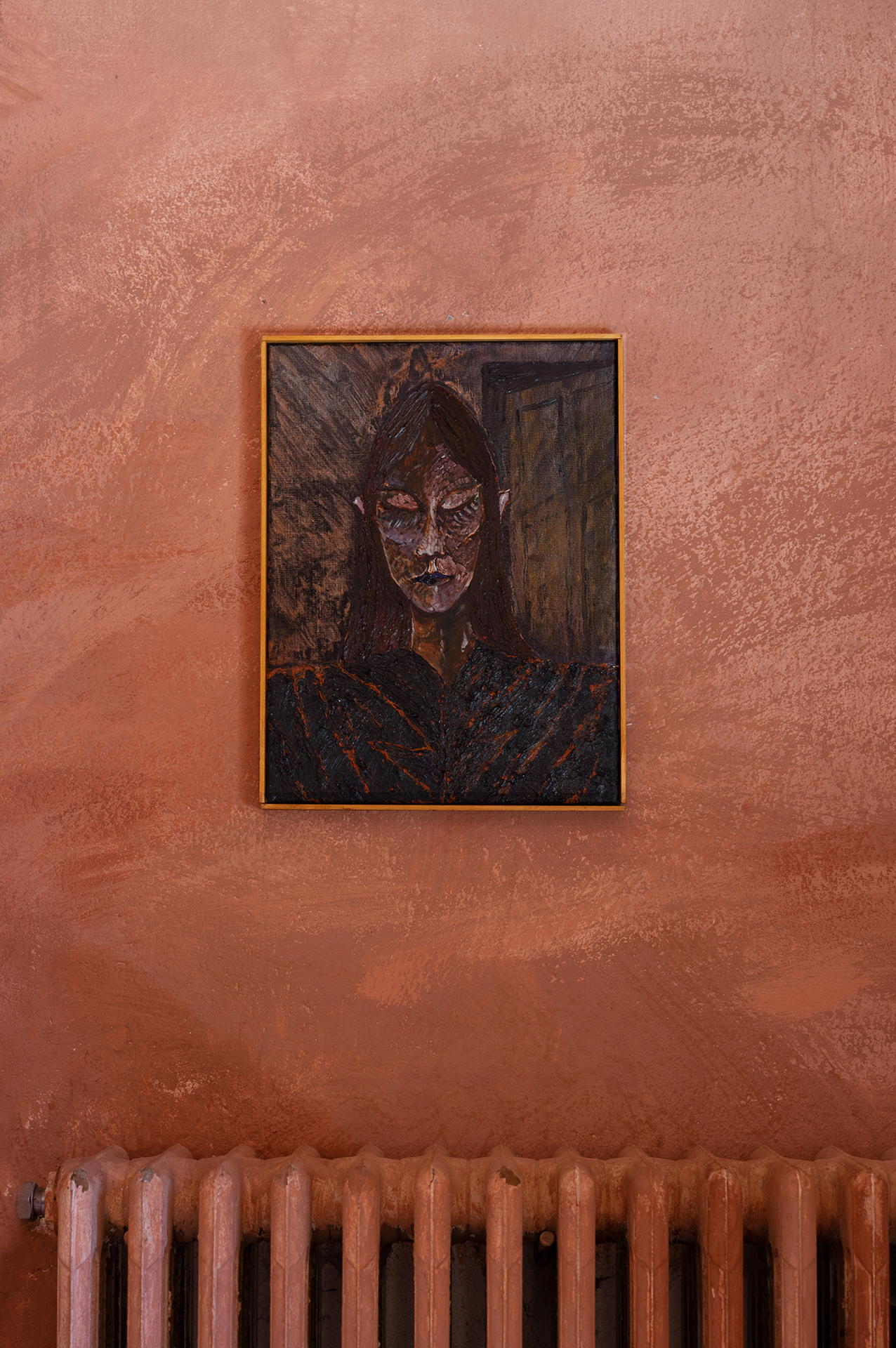 Stevie Dix, "Looking Down", 2022 (Oil and beeswax on canvas on board, hardwood frame, 41 x 31 cm).