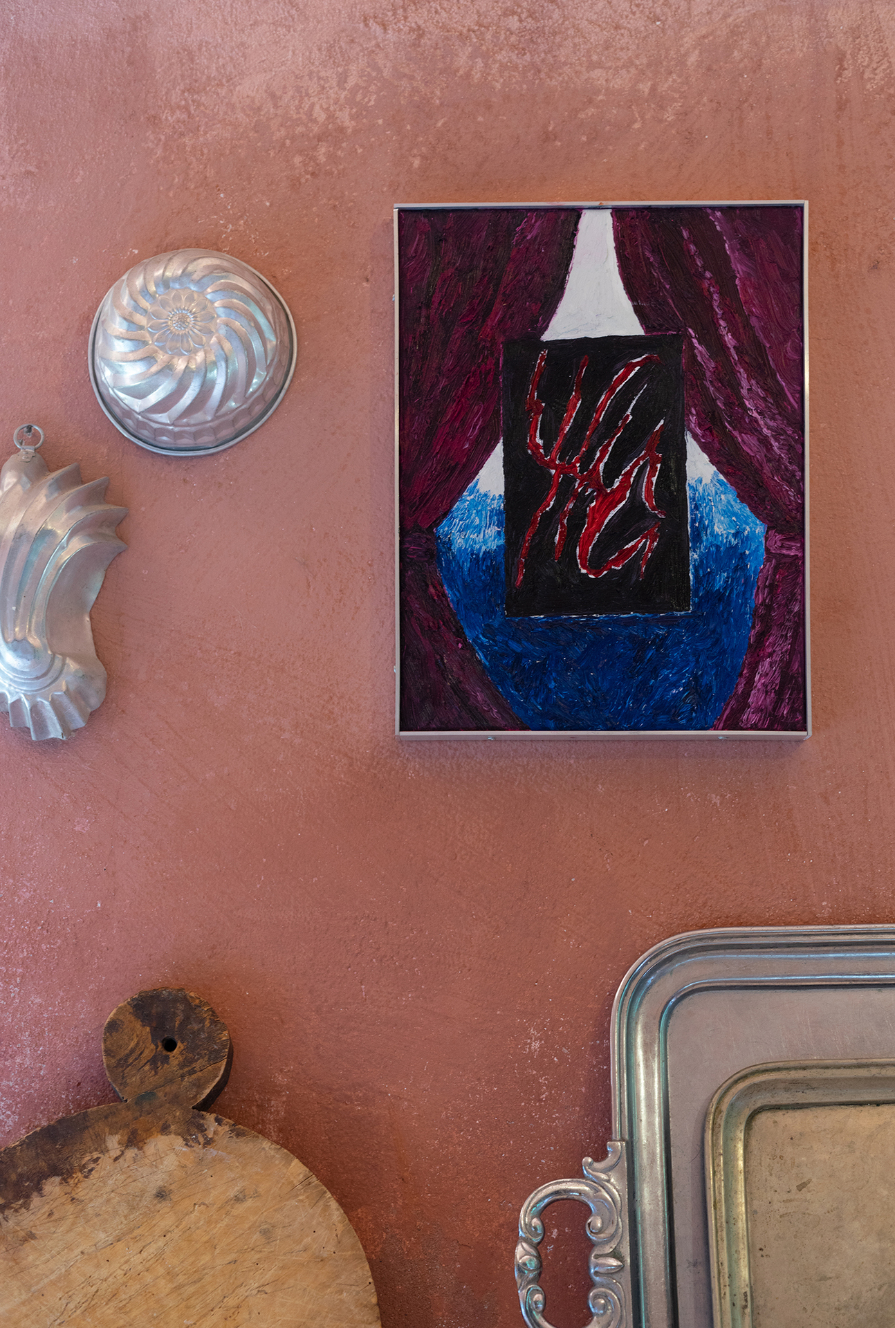 Stevie Dix, "Tile", 2021 (Oil and beeswax on canvas on board, metal frame, 41 x 31 cm).
