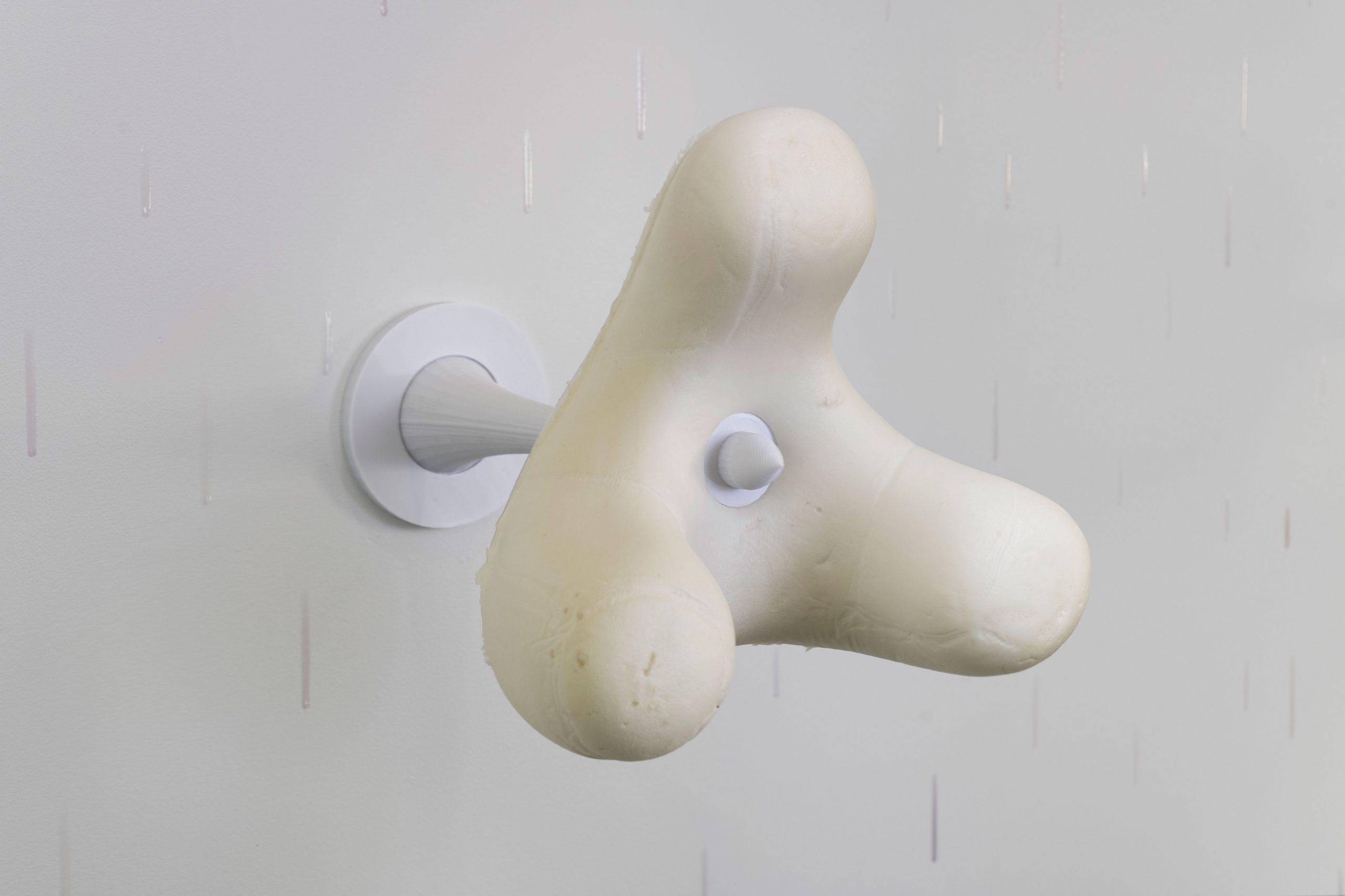 Anders Holen, 0 (Memory) I, 2022, viscoelastic polyurethane, PLA plastic