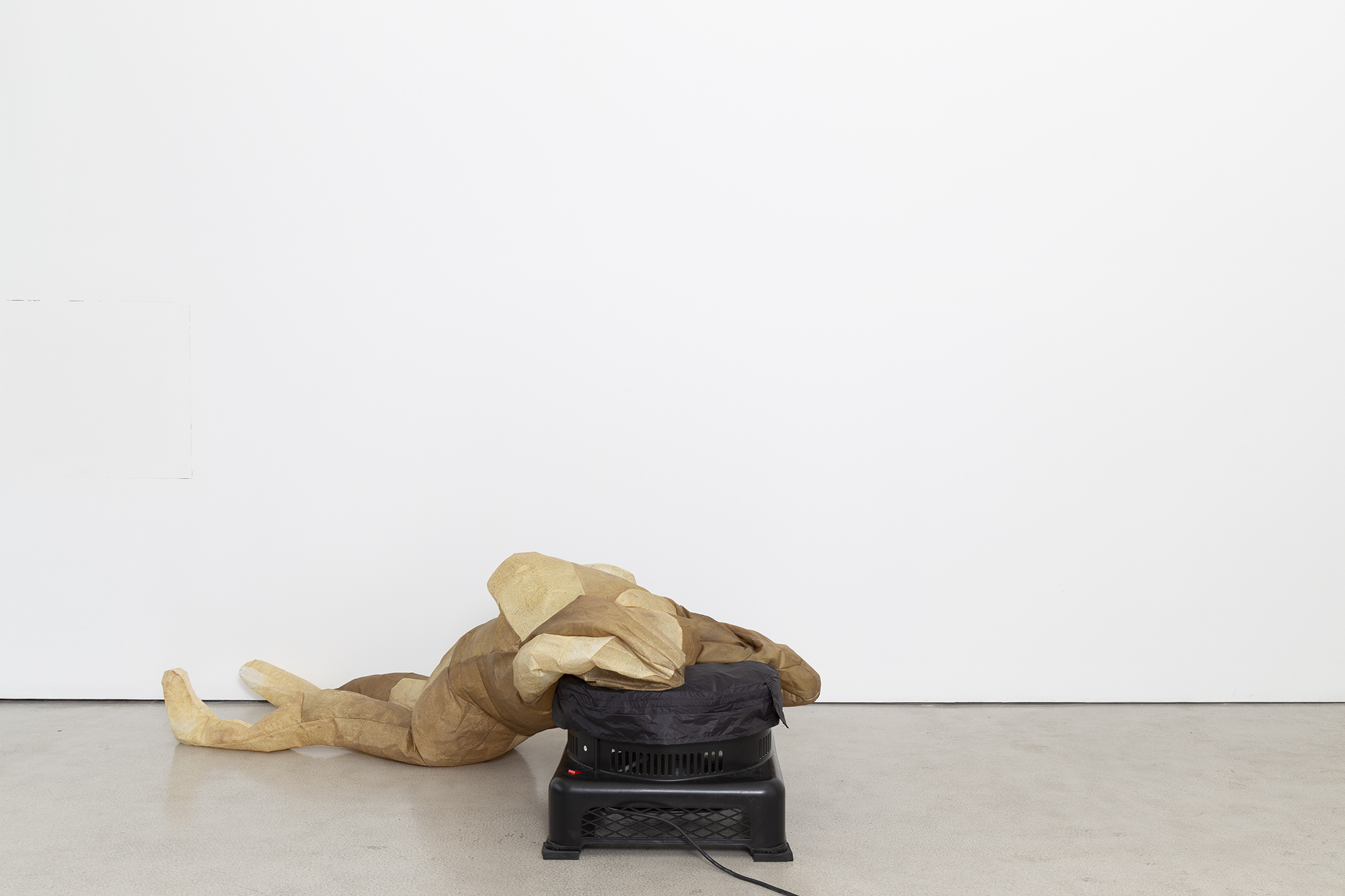 Ellinor Aurora Aasgaard & Zayne Armstrong âHeadstand Figureâ, 2022