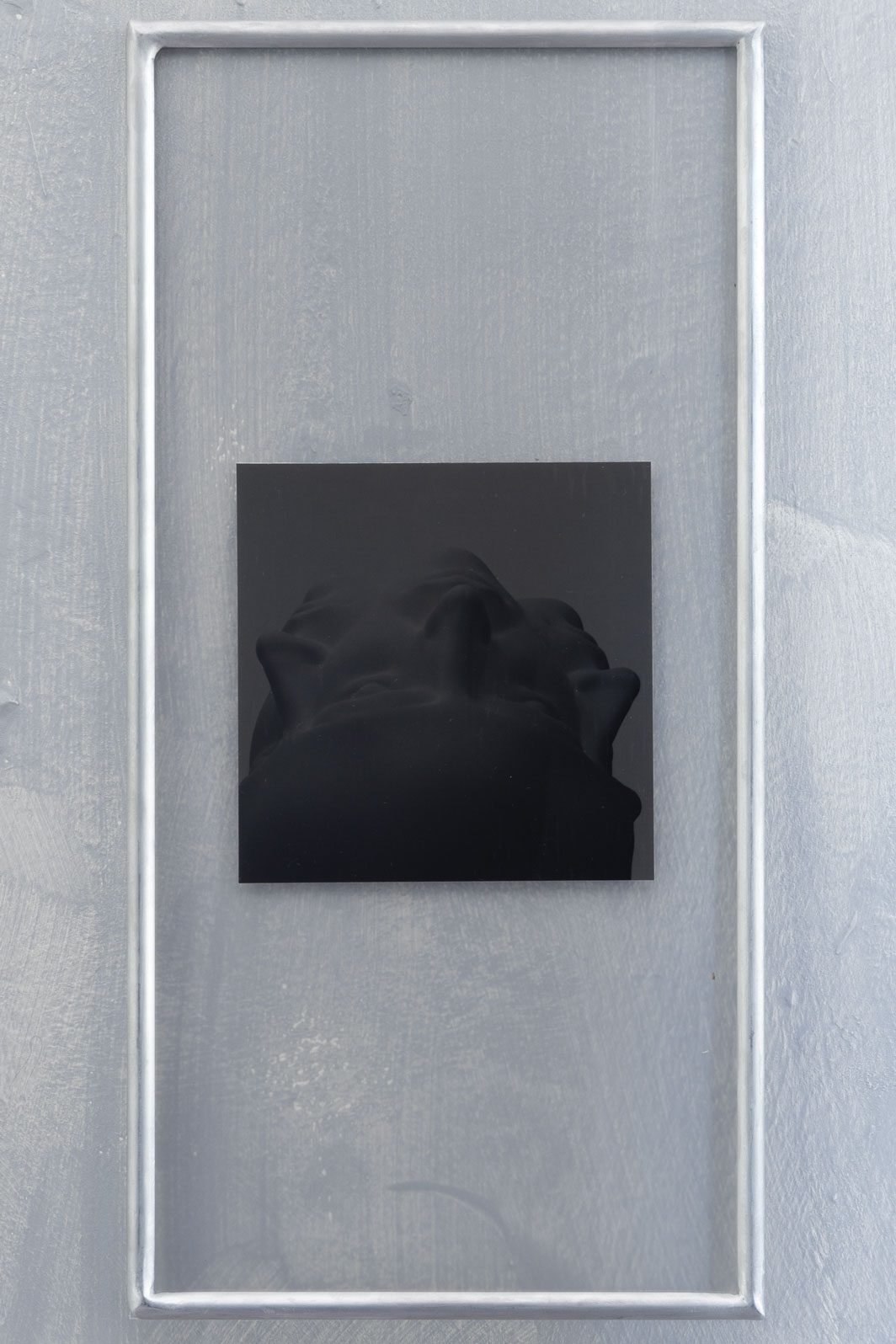 Blinkers for octagon, 2022 (silver gelatine exposure on baryta paper in plexiglass and aluminium)