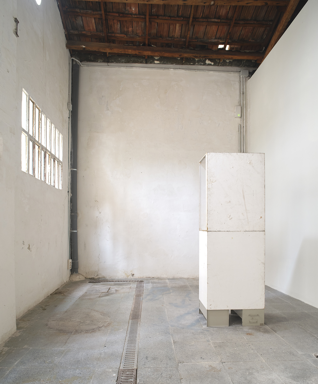 Installation views: "Is it like today?". Solo exhibition by Ian Waelder at ethall gallery in Barcelona, 2022