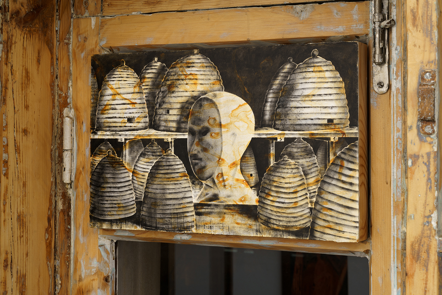 ‘Minor Archive’ 2022, acrylic, ink on wood, 26x42 cm
