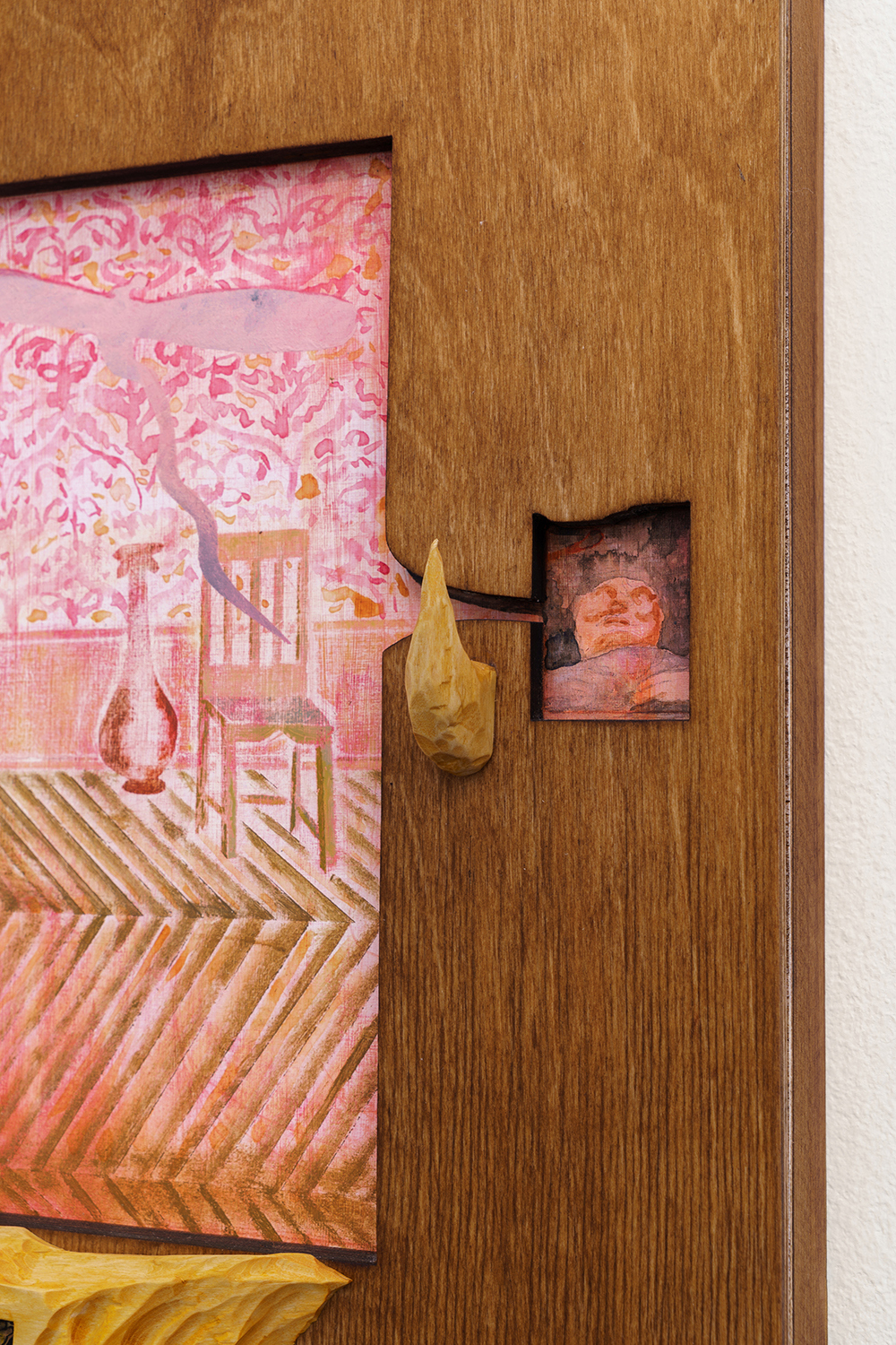 ‘Hot Pollen’, 2022, linden, acrylic, plywood, 40x30 cm (Details)