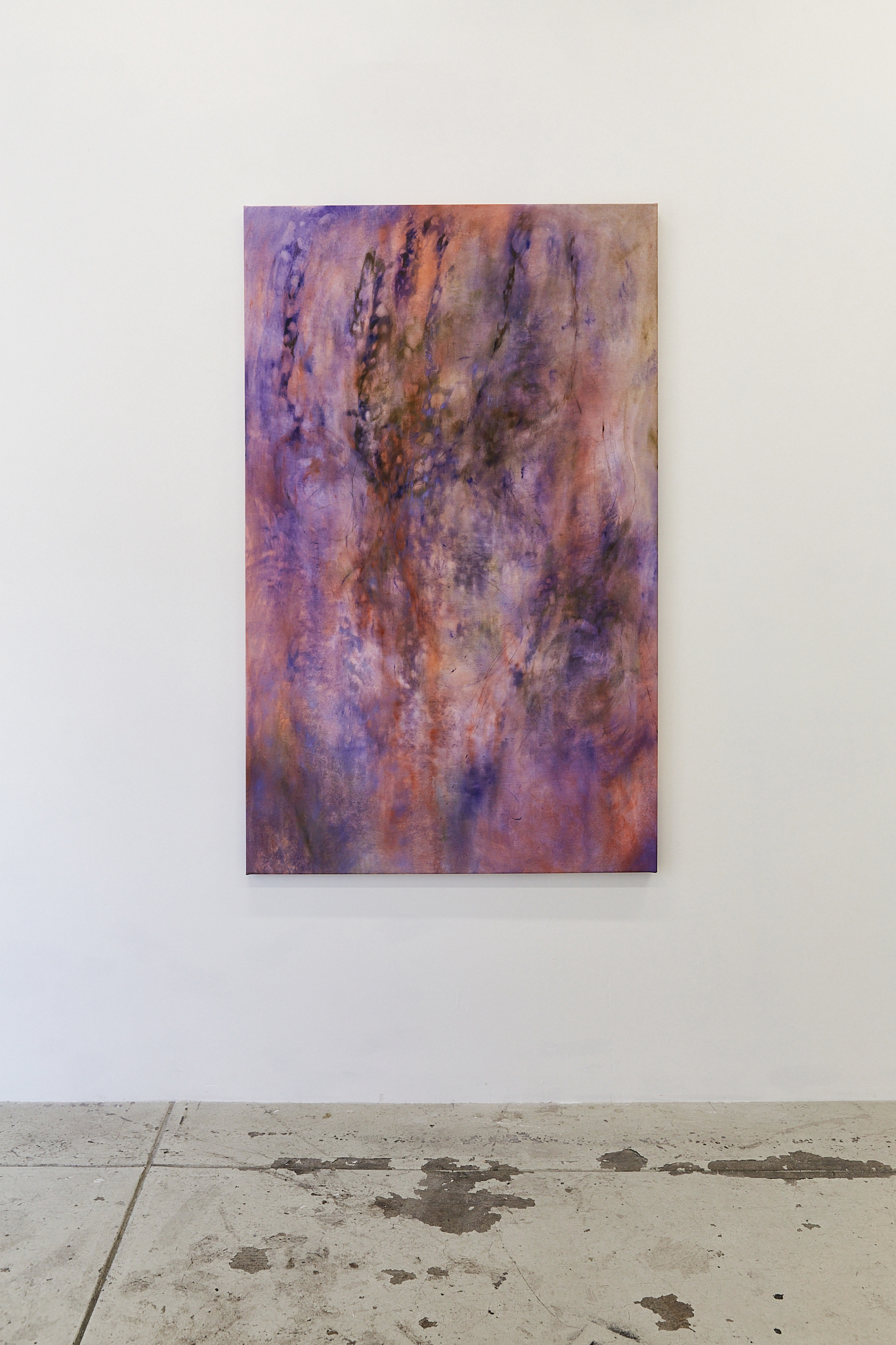 Alice Ramsden, b*twixt, 2022, oil on canvas, 152 x 93 cm 