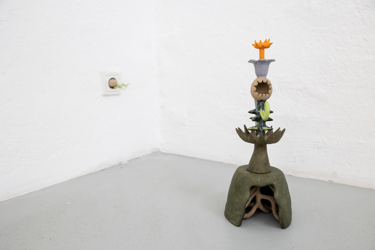 Danielle Magee Mind Fruit glazed ceramic, barley husks, lupin seeds, borage seeds, sainfoin seeds, nasturtium seeds, sunflower seeds 2022