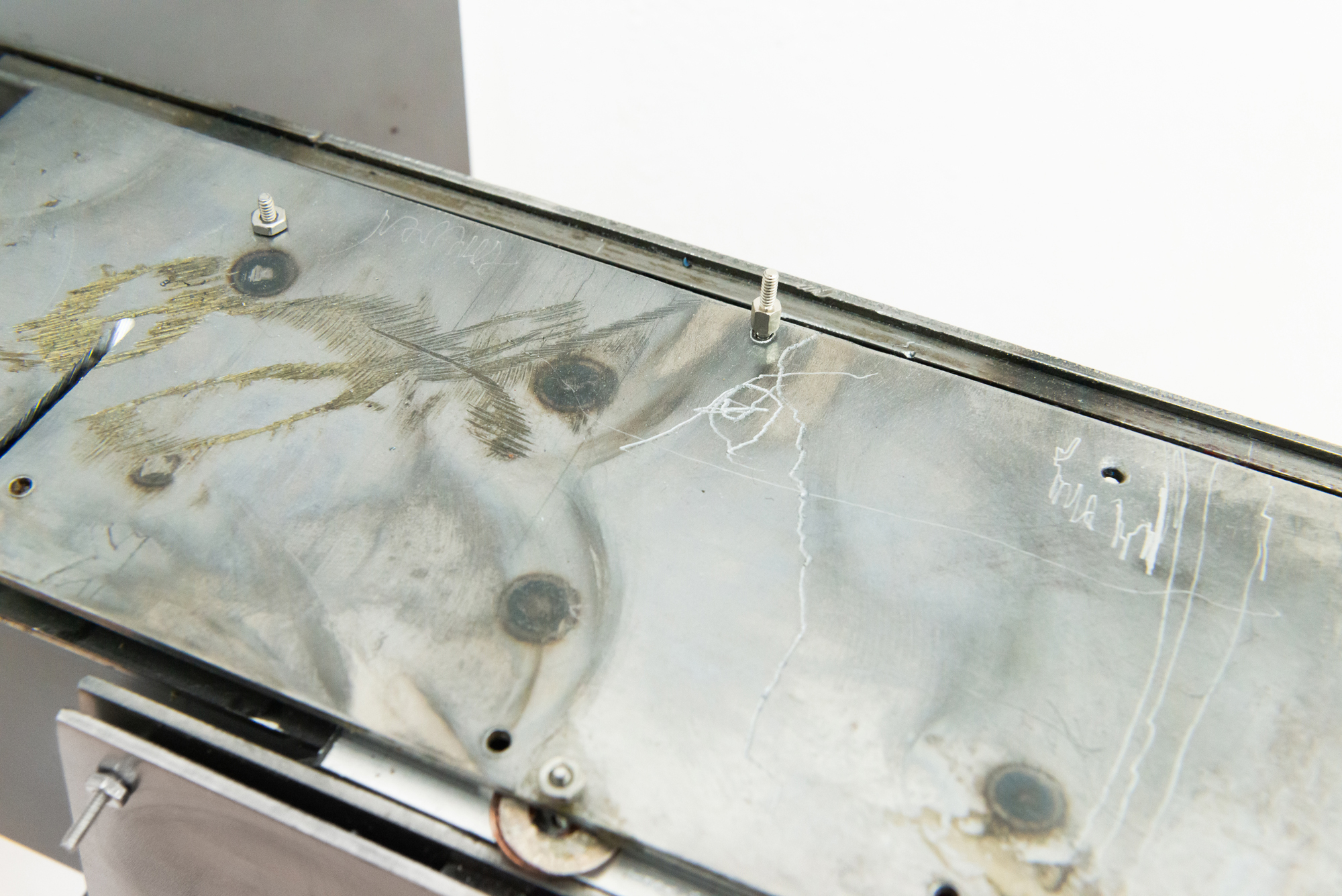 Rachel Fäth, Mount with Extender (1.1), 59x68x21cm