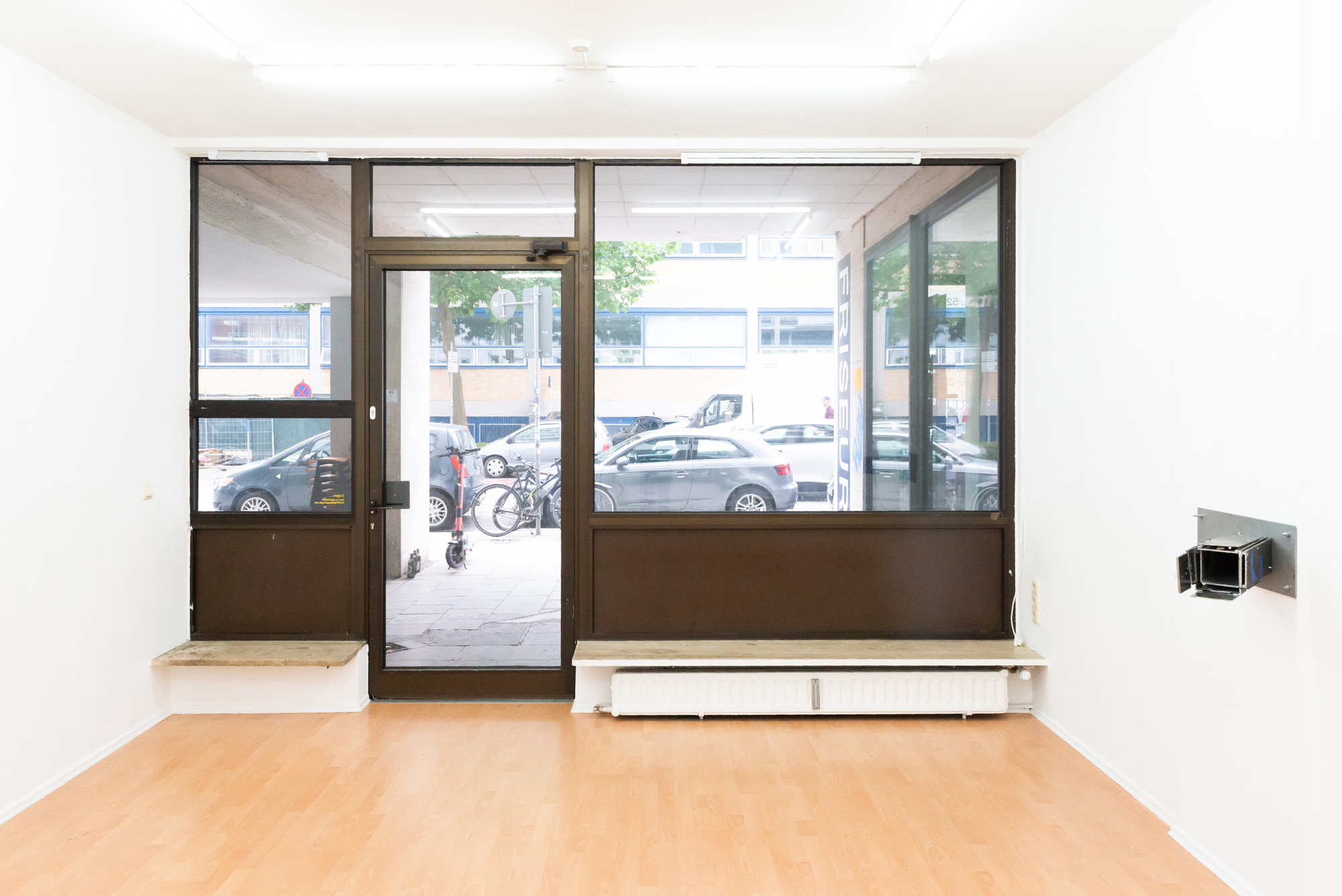 Rachel Fäth, Lock, 2022, exhibition view, Loggia, Munich