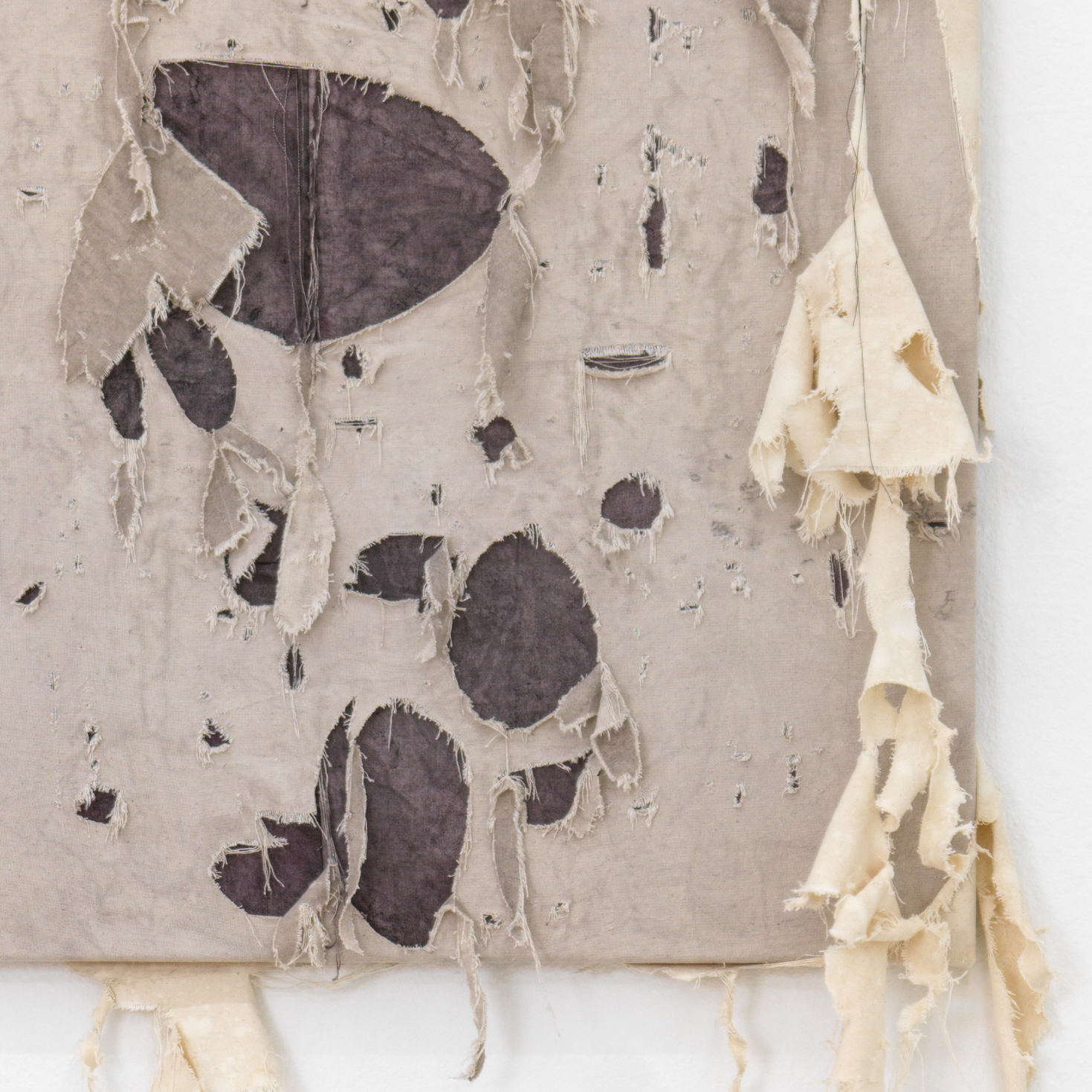 Javier Alvarez Sagredo, "Untitled (LĂĄgrimas)", 2022. Chlorine and pigments on sewn cotton canvas, 60.0 x 80.0 cm
