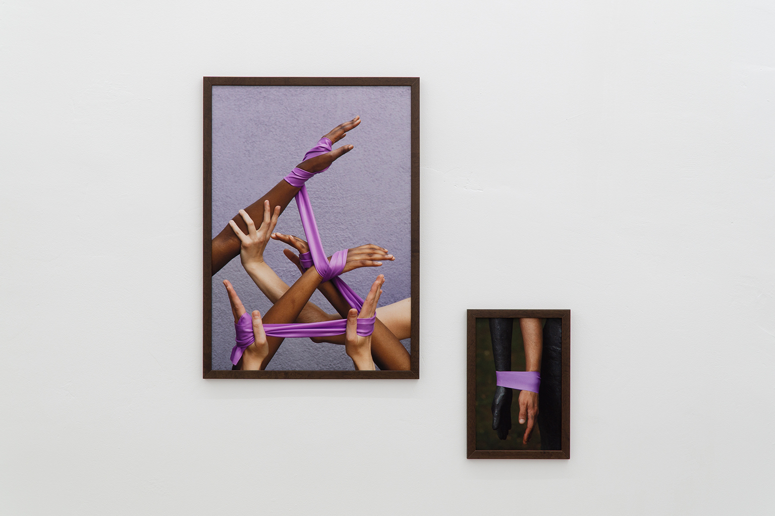 Vlad Brăteanu, "workout 6", archival print on Hahnemühle paper 64,9 x 46 cm 2022 "workout 2", archival print on Hahnemühle paper, 30,89 x 20,6 cm, 2022