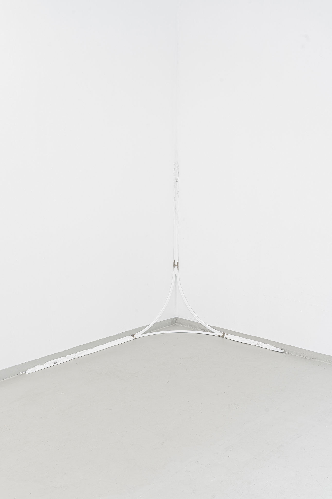 René Stiegler,  Portal (so beautiful, 2022), 2022, 150 x 105 x 142 cm, Polystyrol, Kit, PLA, Wire, Hot Glue, Paint