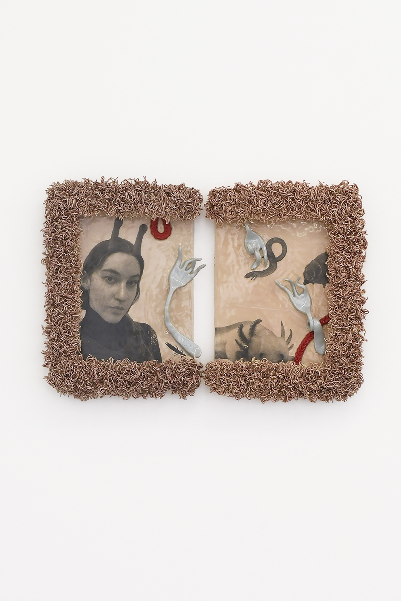 Wenn ich sie aufgebe, dann verliert die Gabel, screen print on ceramics, ca. 45 x 31 x 5 cm, 2022