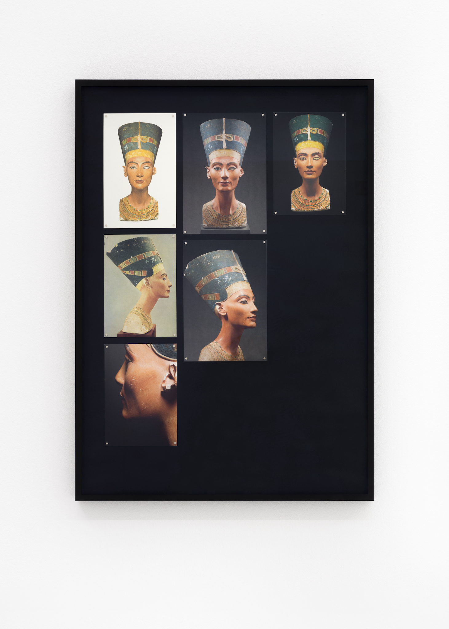 Laura Schawelka, Nefertiti Collage, Metal, postcards, coins, magnets , 59,4 x 42 cm, 2022