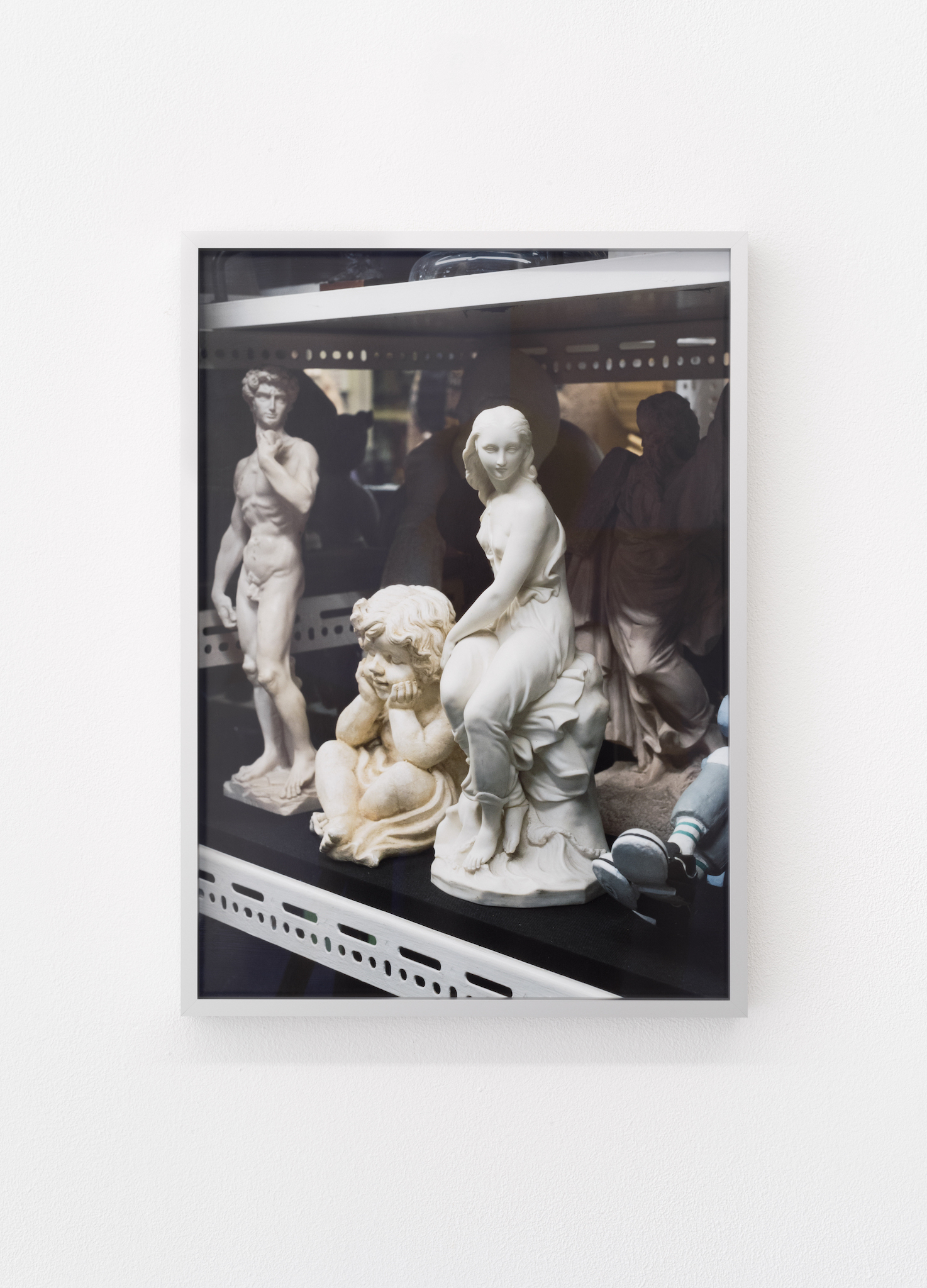 Laura Schawelka, Prop Sculptures, Archival Inkjet Print , 42 x 29,7 cm, 2022