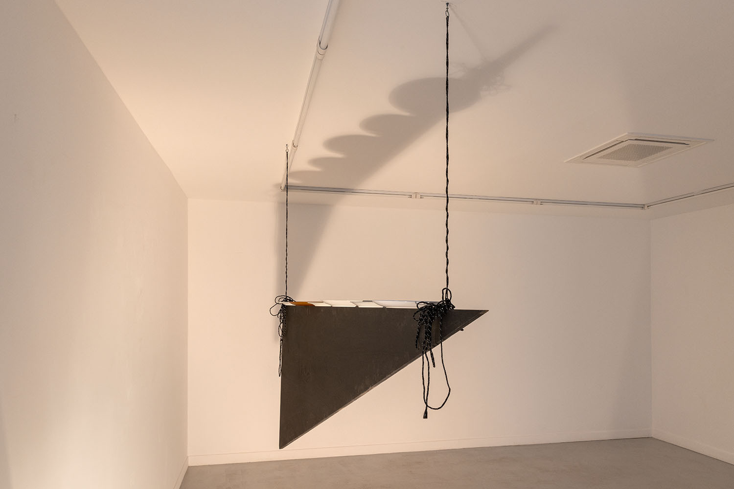 La vaissssssselllle, 2021, plywood, paint, floor sealant, retro-reflective halyard, 190 x 92 x 27 cm