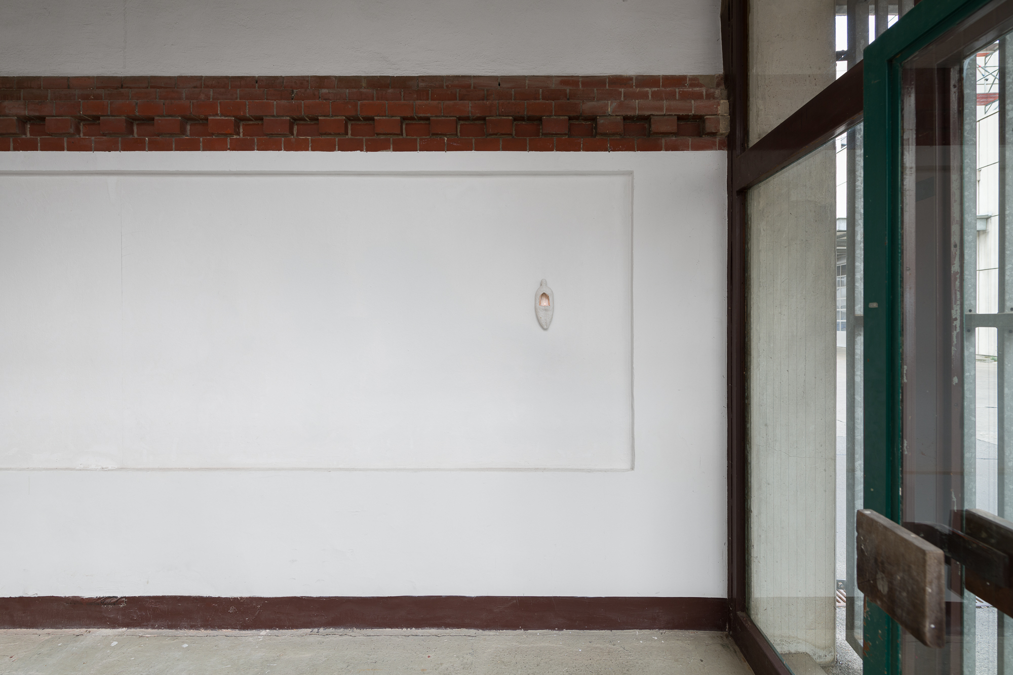Exhibition view, Galeria Plan B, Berlin, 2022 Photo: Trevor Good; Courtesy the artist and Plan B Cluj, Berlin
