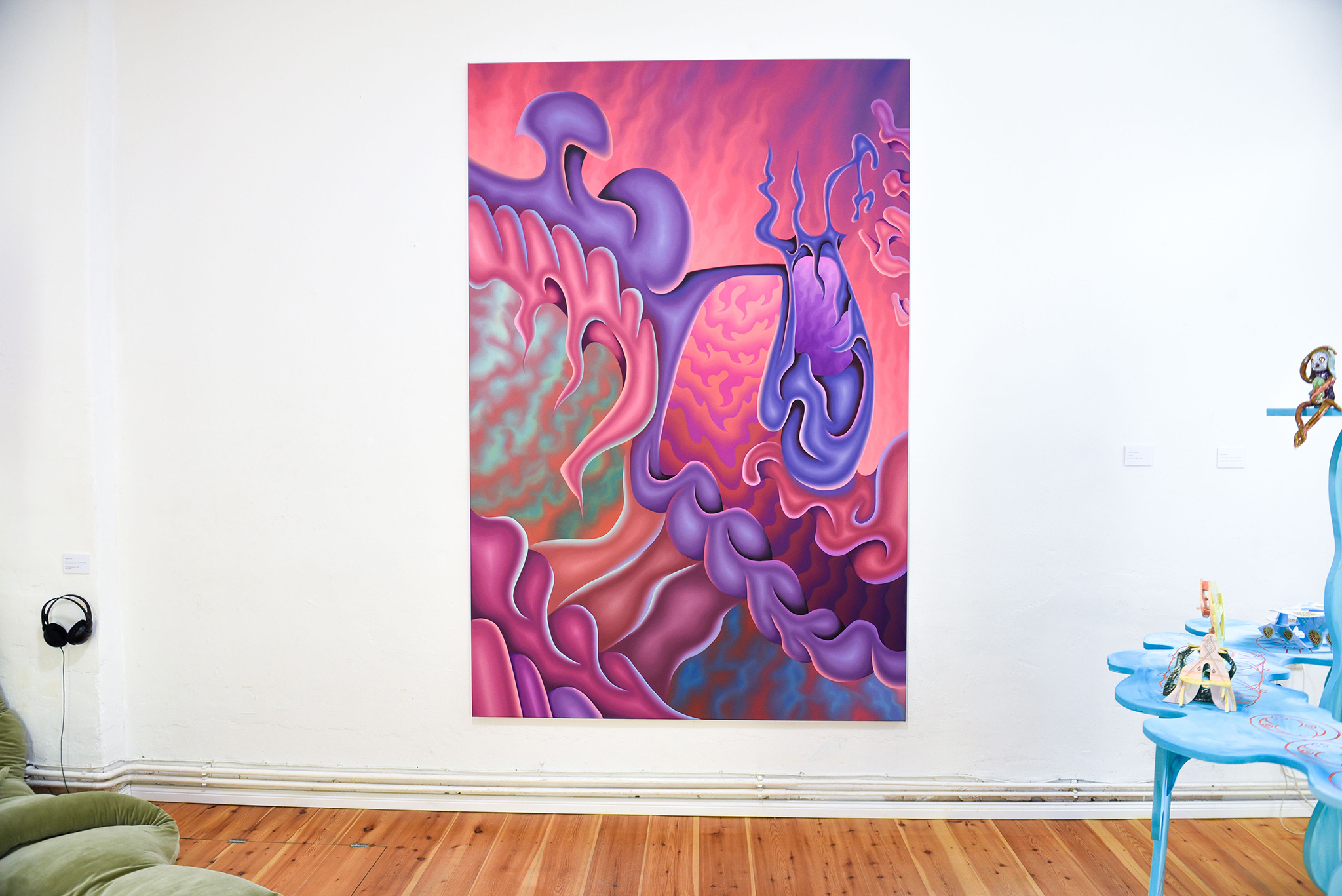 High Weirdness, Solaris Space,Berlin, 2022, Antonia Freisburger, Superfaculag, 2022, oil on canvas, 240 x 160 cm, Photo: Rosanna Graf, Courtesy: the artist