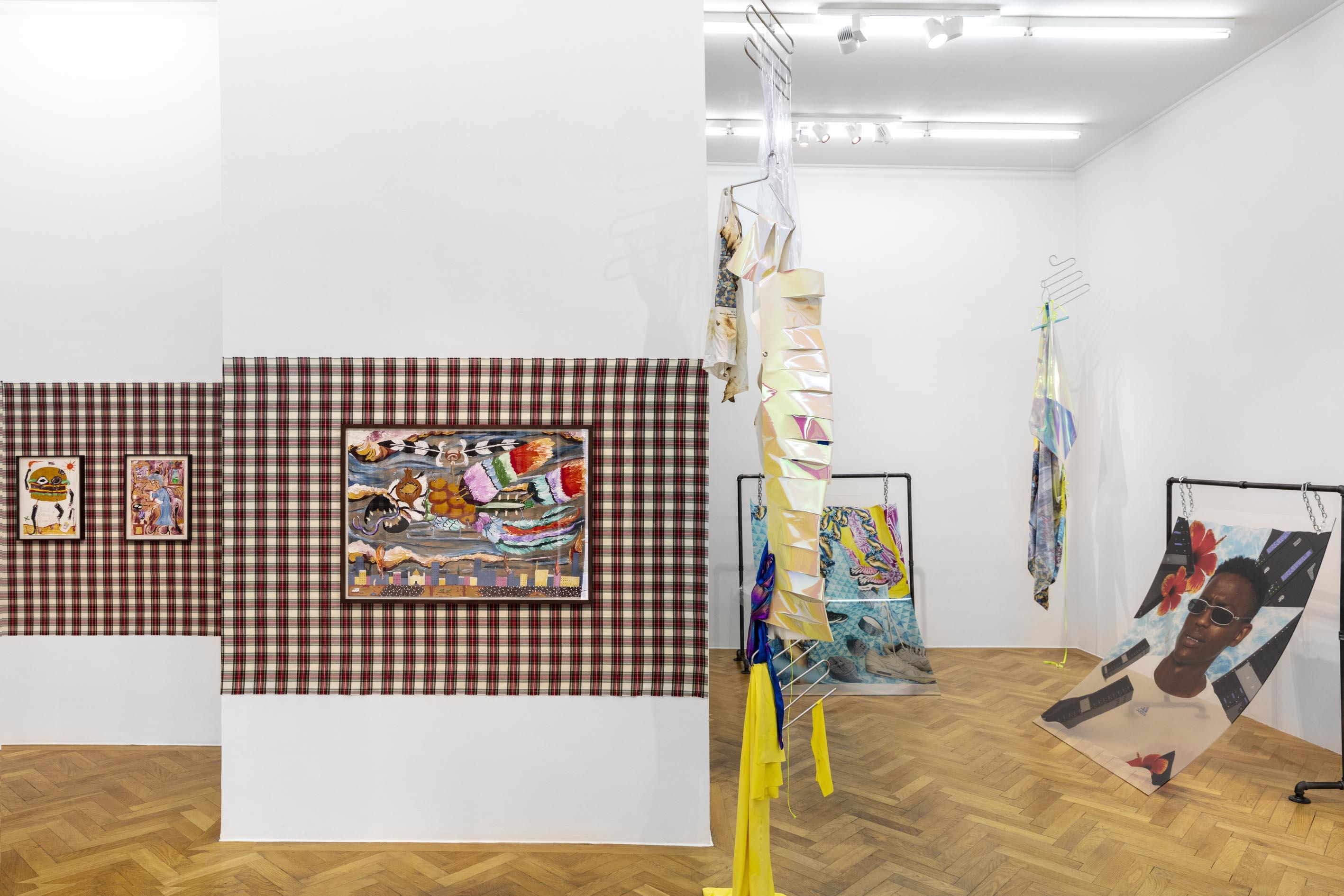 Anna Ehrenstein & Andrew Gilbert, Various Others 2022, in collaboration with KOW, Berlin, installation view, 2022, Sperling, Munich.