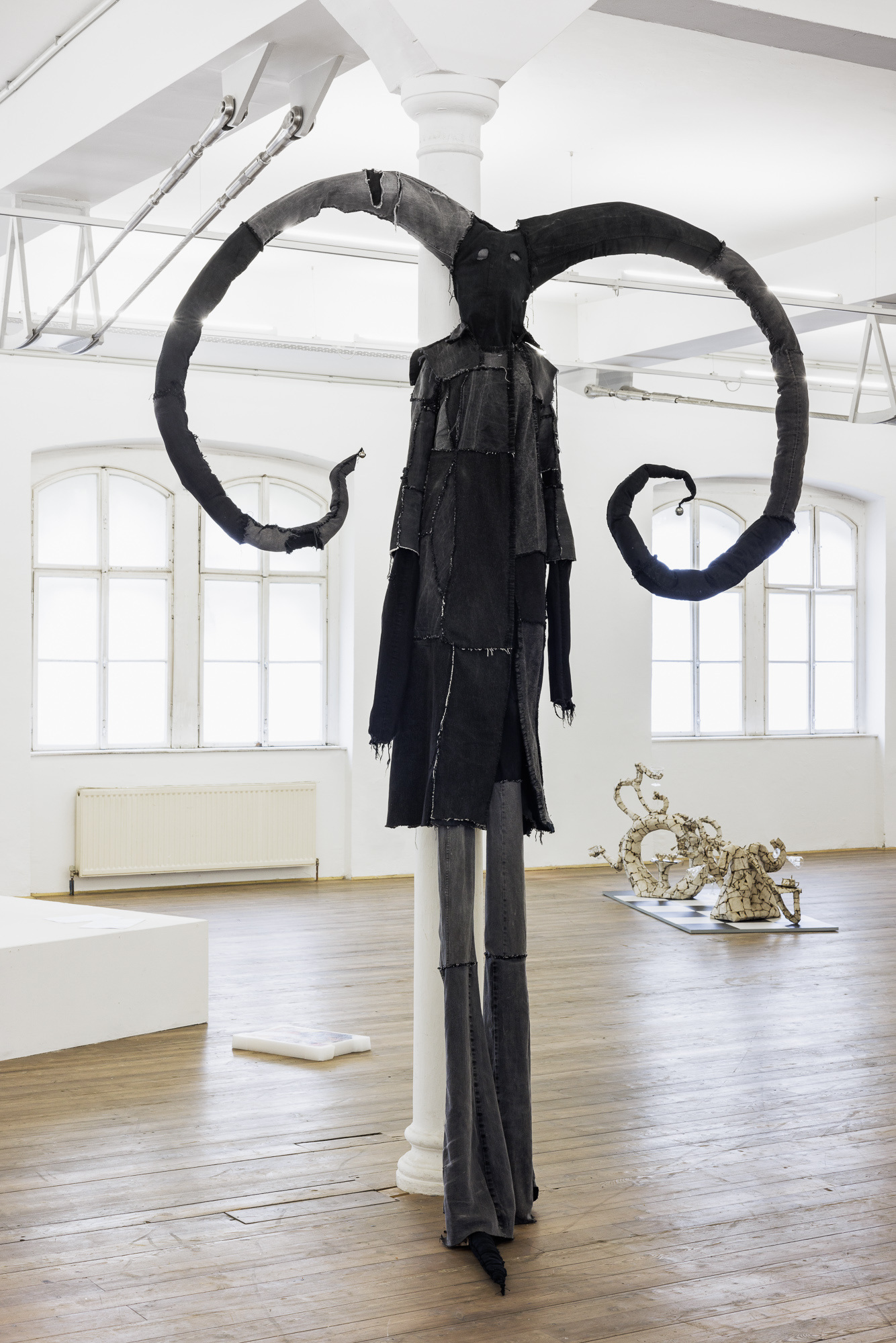 Tim Hartmann Gauklerin, 2022 Denim, various dimensions