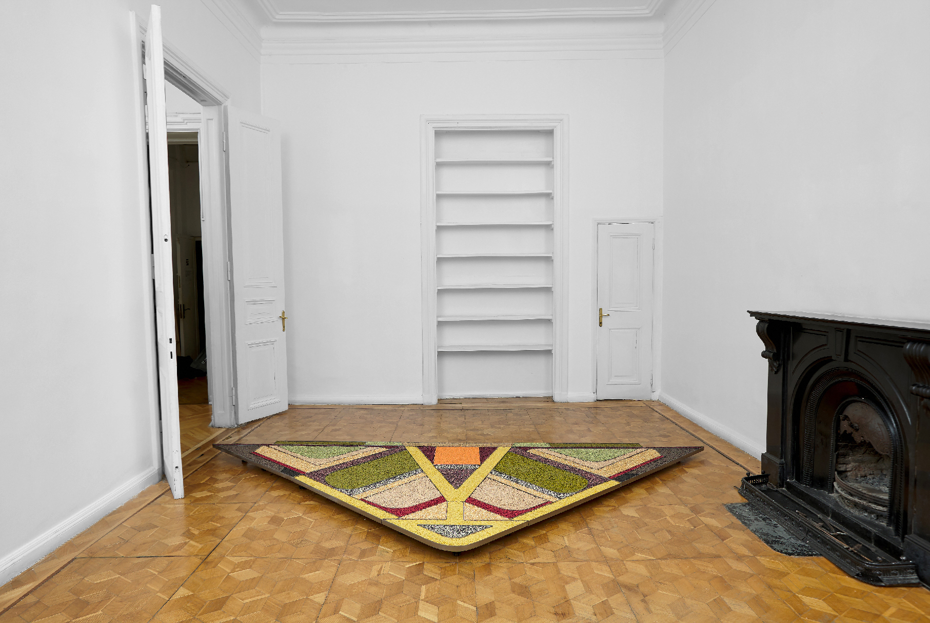 Anna K.E. Mandala Tranquil Gaze, 2022, Metal, Wood, Plastic, Grains, 181x410 cm