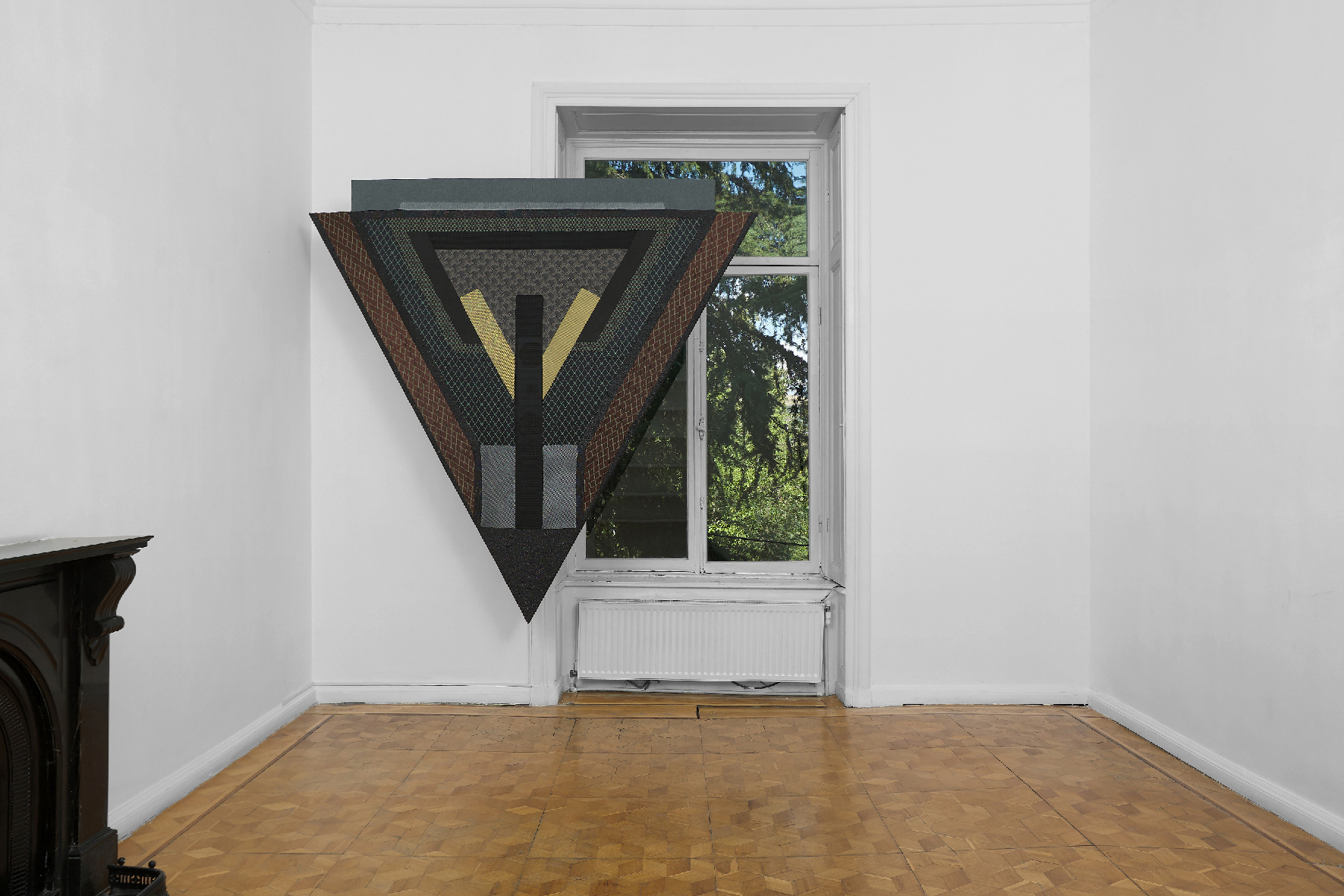 Anna K.E., Multipath (the rain has stopped) 2022, Wood, Metal, Lacker, Speaker Fabric, Speakers, 251x251 cm