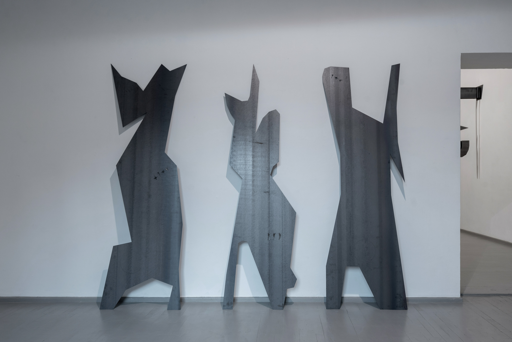 Ignas Krunglevičius, CURTAIN 1 (left), 2022, steel; UNTITLED 3 (middle), 2022, steel; INSULATOR 2 (right), 2022, steel