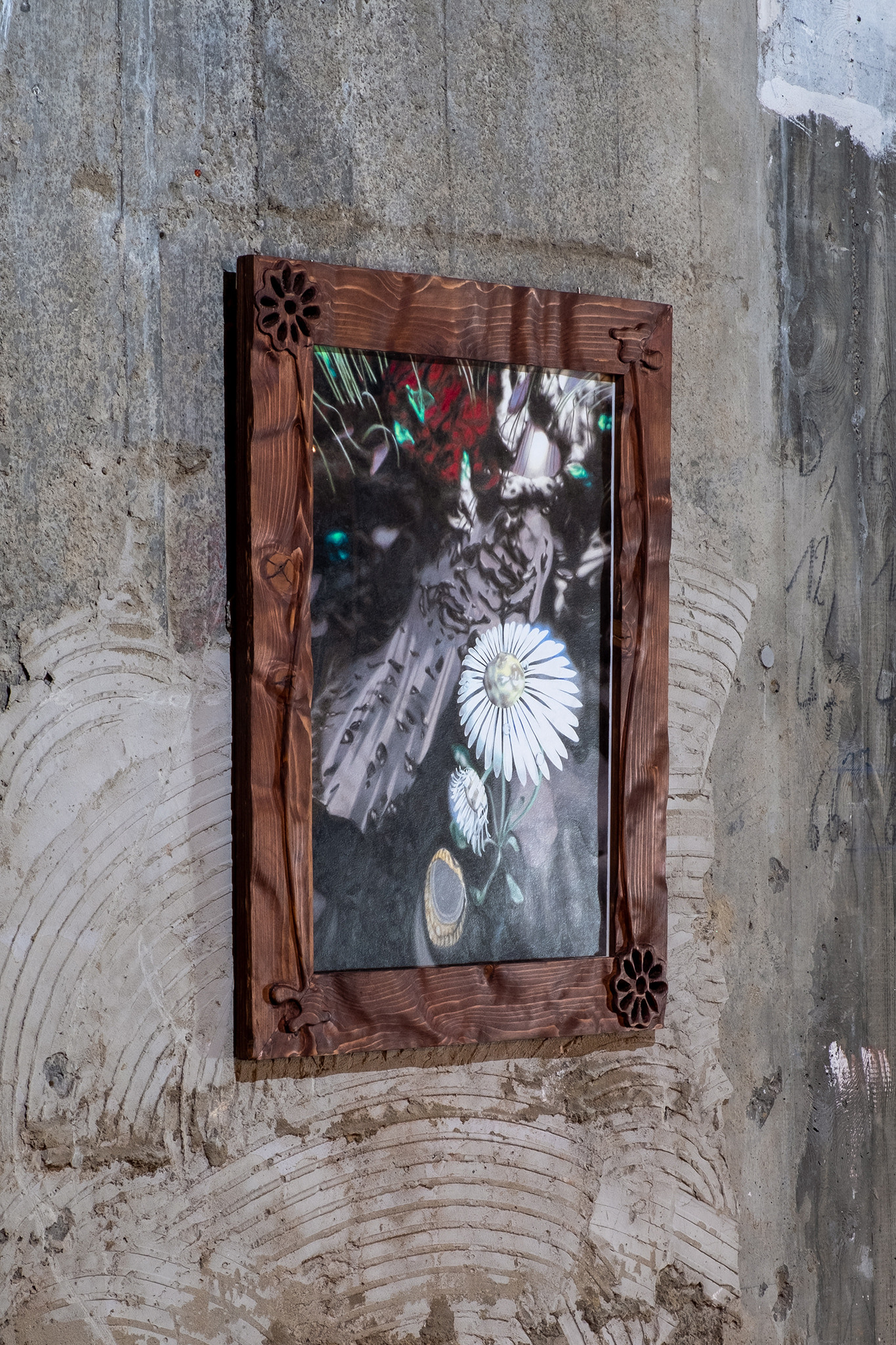 Tristan Gac, fleur 2 teuf (2022), coloured pencil on paper, carved wooden frame, 68x55cm
