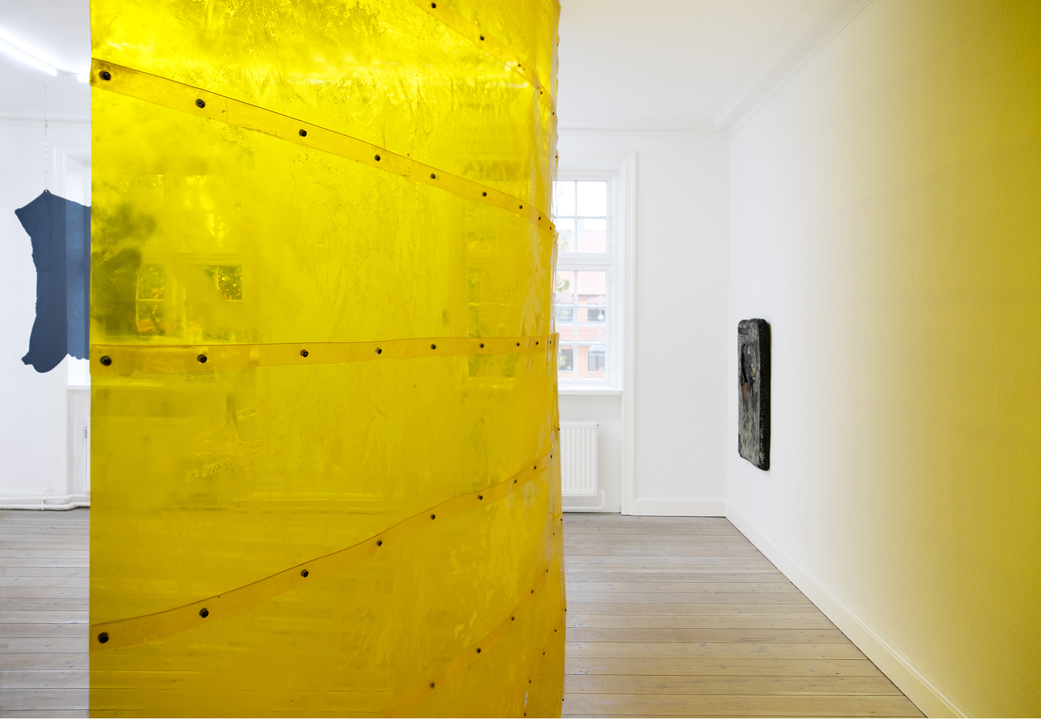 Grüner Vogelius, Installation view at Matteo Cantarella, 14.10.22 - 12.11.22