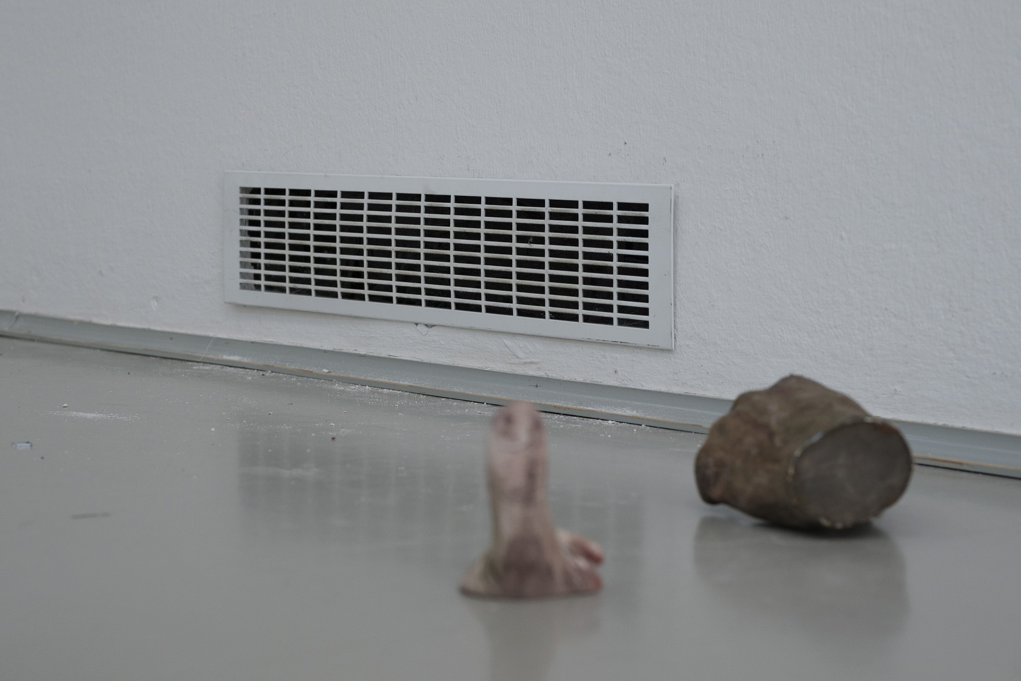 Marian Luft - Inhale Exhale(Emergency) & Mach kaputt … (Can’t do anything)