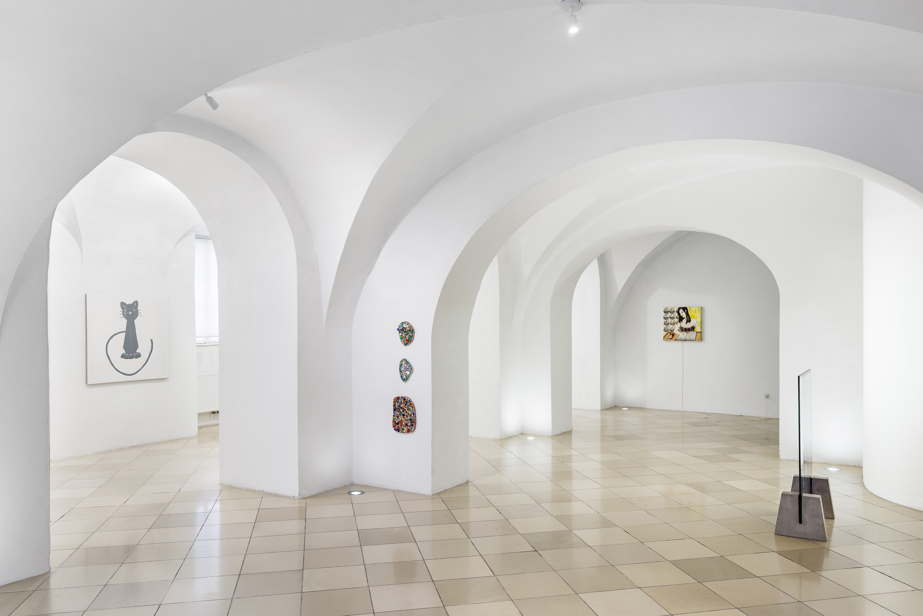 Installation view, Capture Captures, curated by Lucie Pia, Universitätsgalerie der Angewandten im Heiligenkreuzerhof, Sala Terrena, Wien, 2022