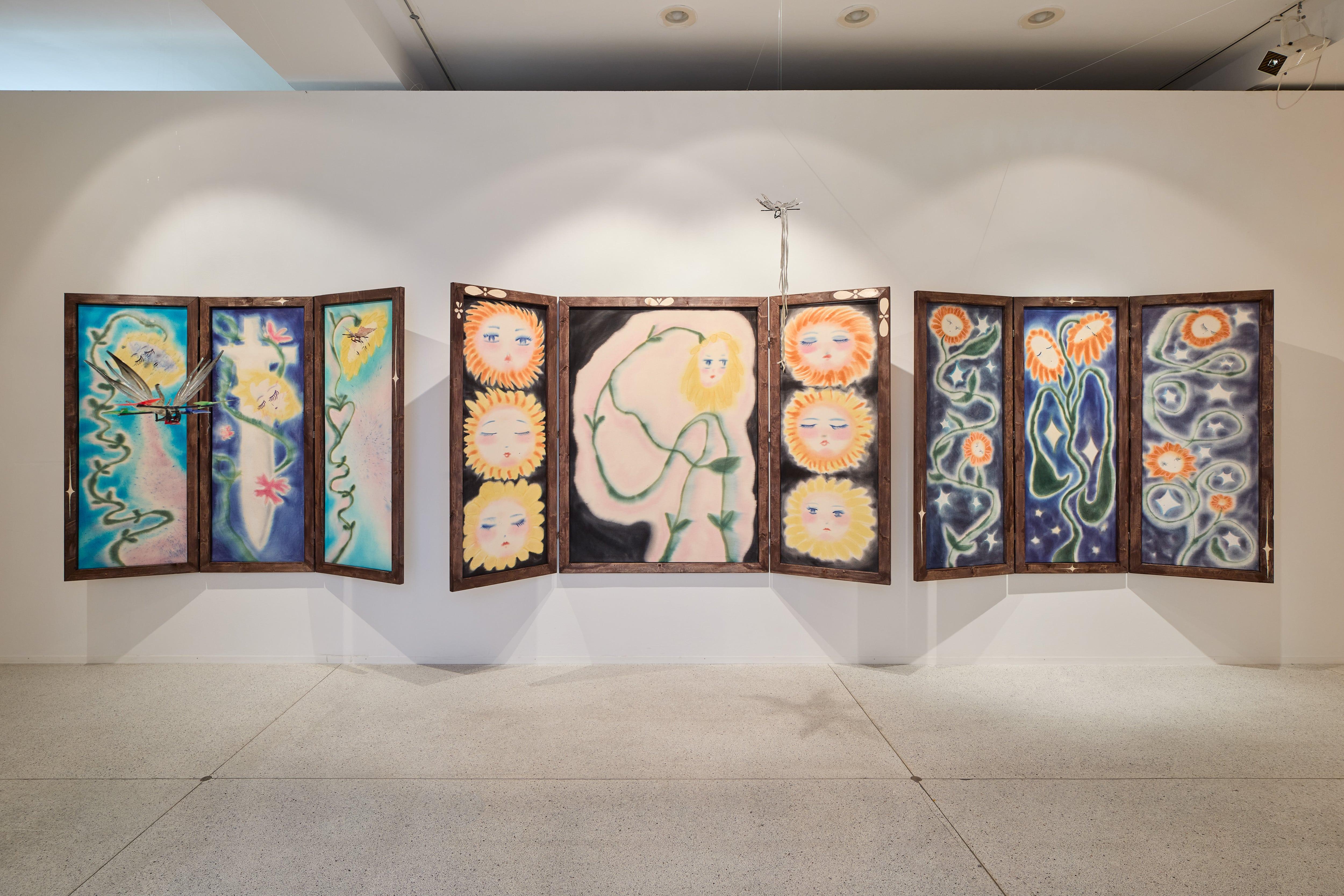 Olga Krykun: Letní pomněnky / Summer forget-me-nots / Літні незабудки Series of triptychs, combined technique on canvas, 3x55x150 cm (one triptych 203x162), 2022