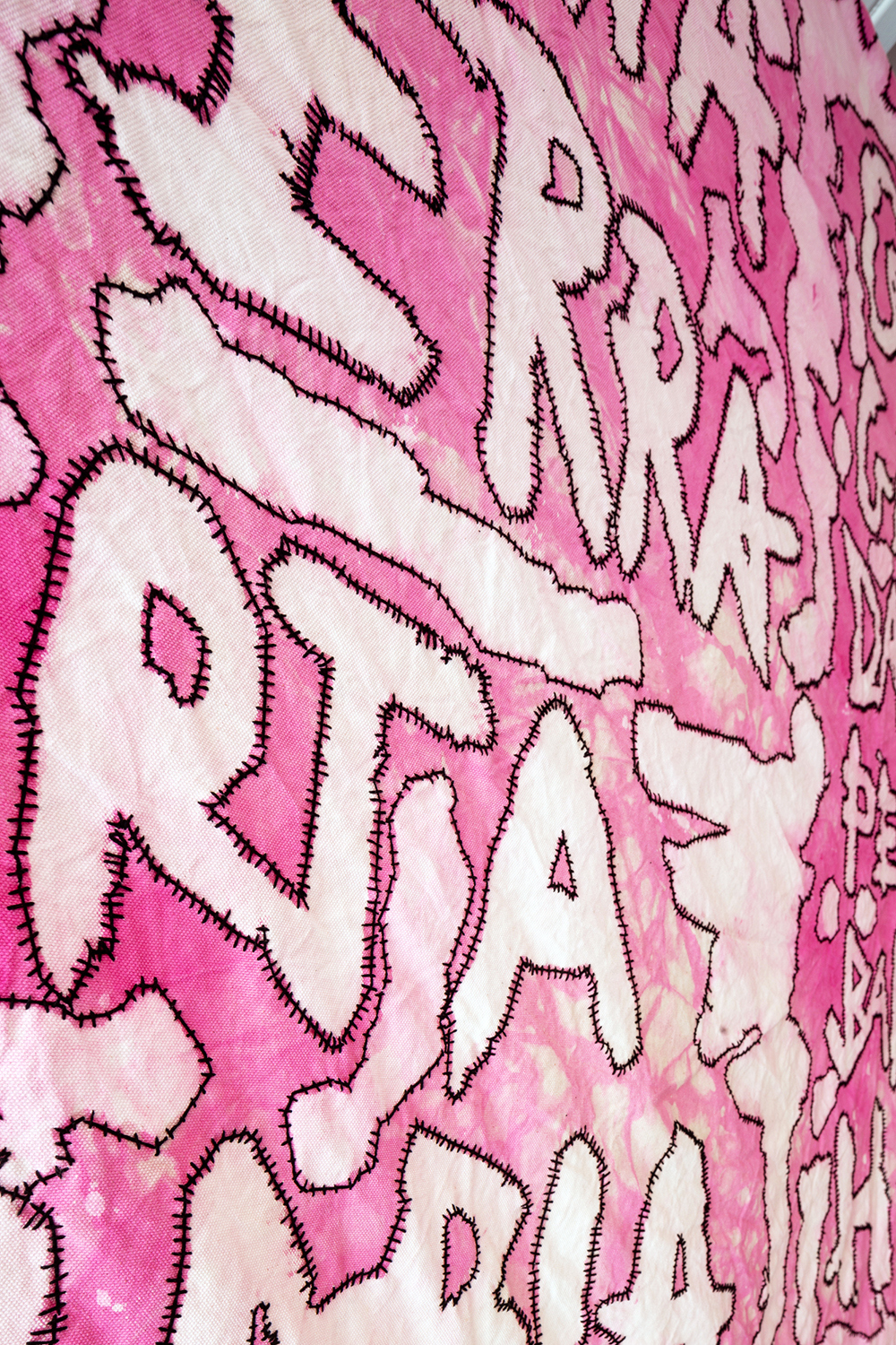 LAS PERRAS COMO TÚ Y COMO YO ESTAMOS EN CELO O CON RABIA, embroidery and bleach on hand dyed cotton, 300 x 400 cm, 2022 (detail)