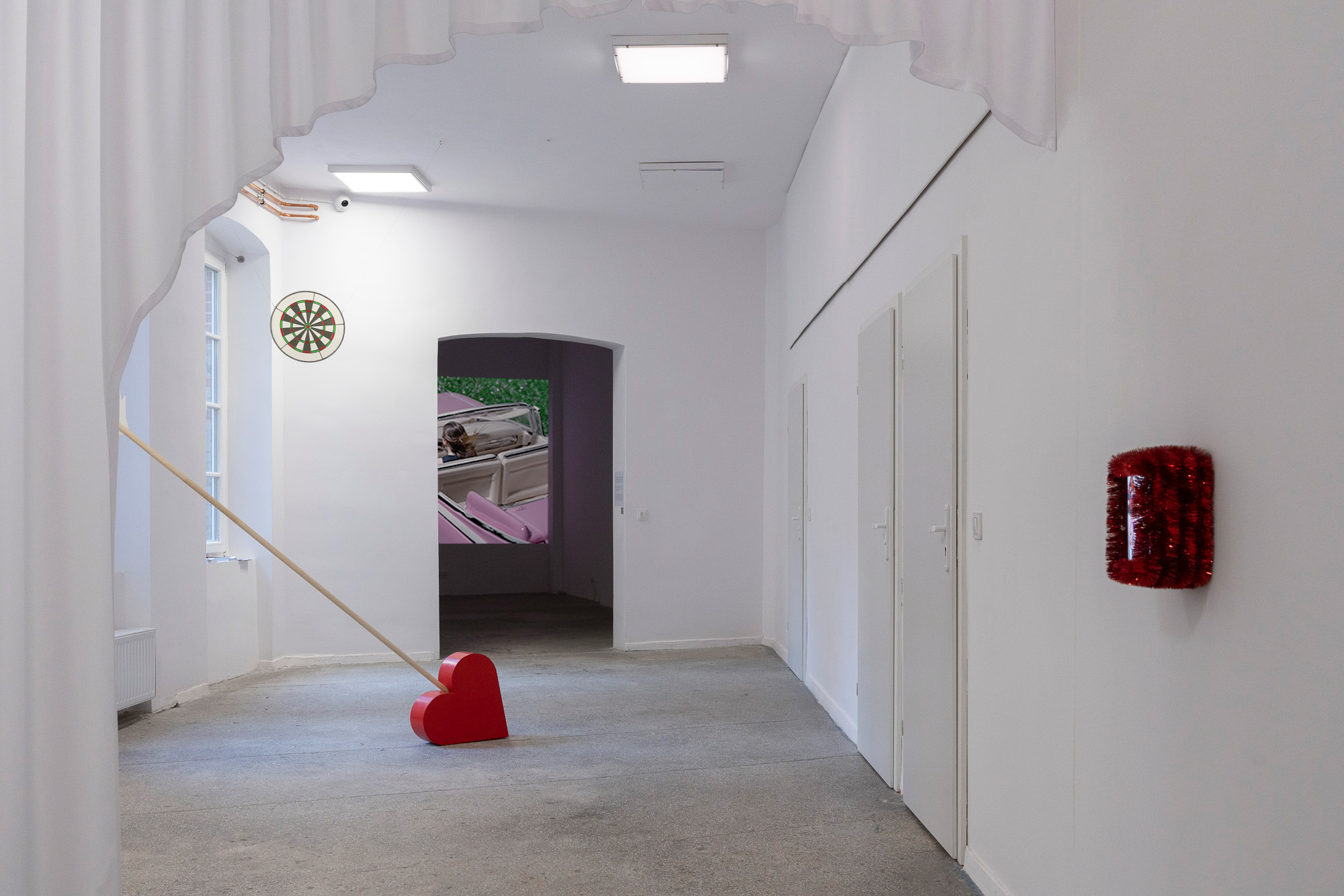 Nadia Markiewicz, DRIVE-THRU (2022) - Installation view