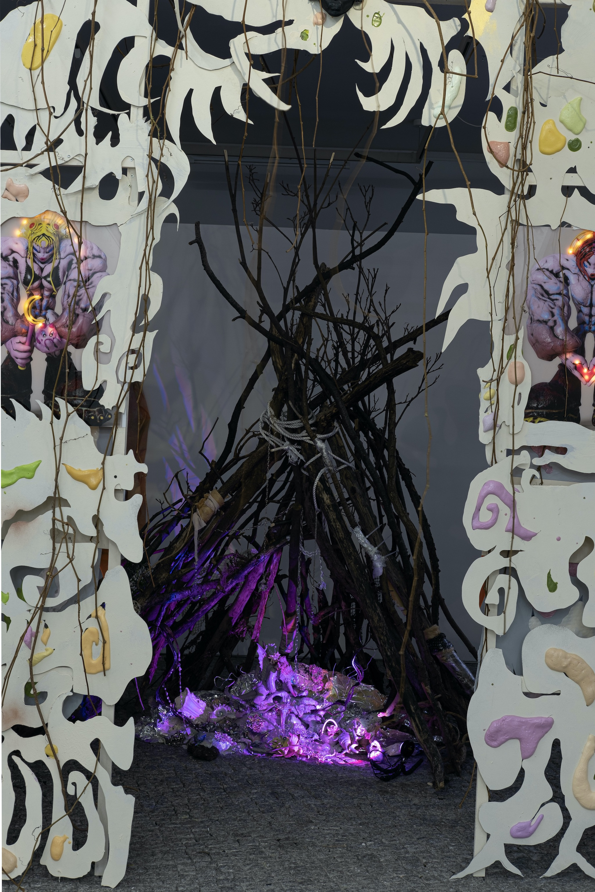Iconostasis of Hypocrisy: Chapter 3 - Dogma by Katya Quel with a live performance at gr_und, 15.12.2022-08.01.2023
