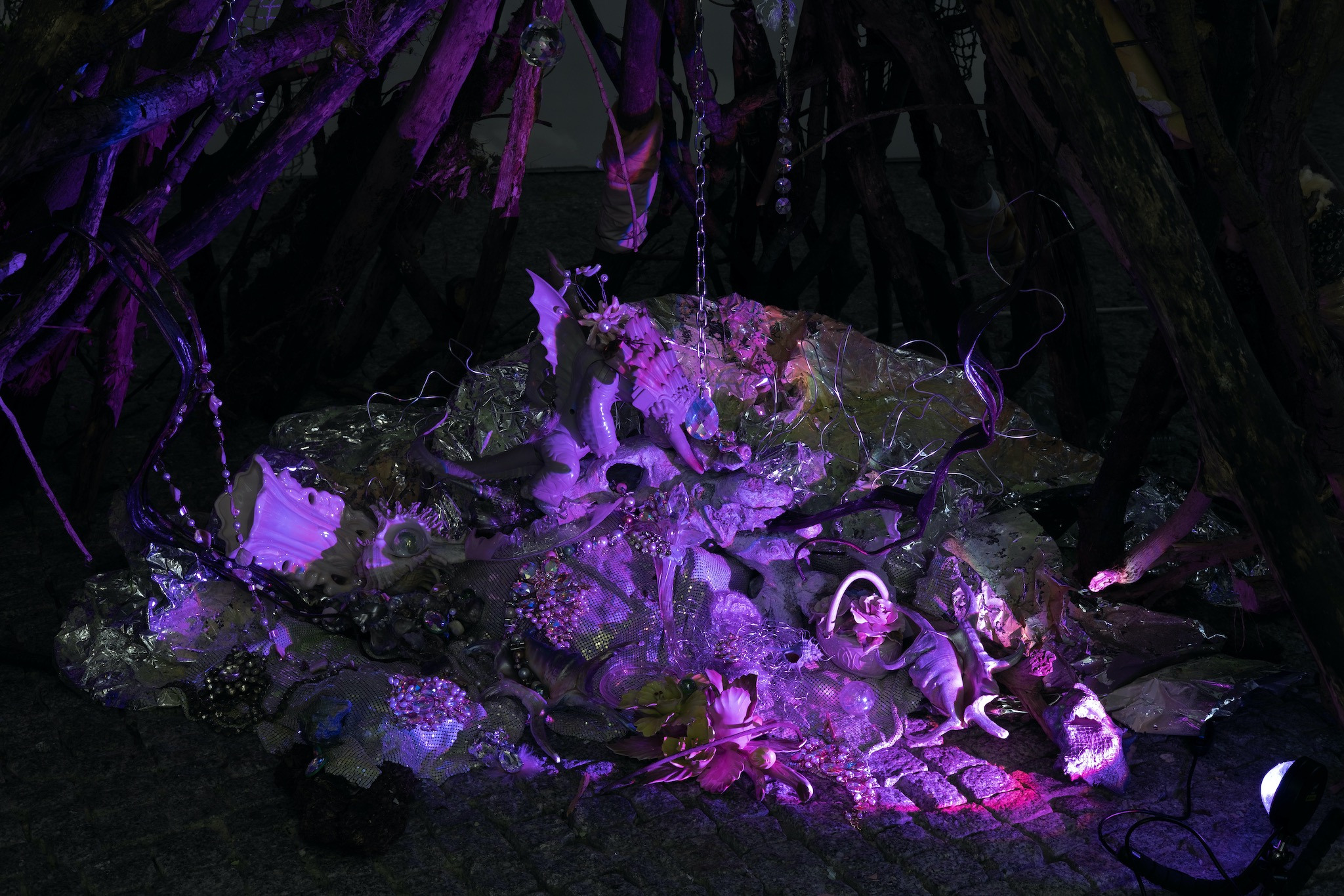 Iconostasis of Hypocrisy: Chapter 3 - Dogma by Katya Quel with a live performance at gr_und, 15.12.2022-08.01.2023