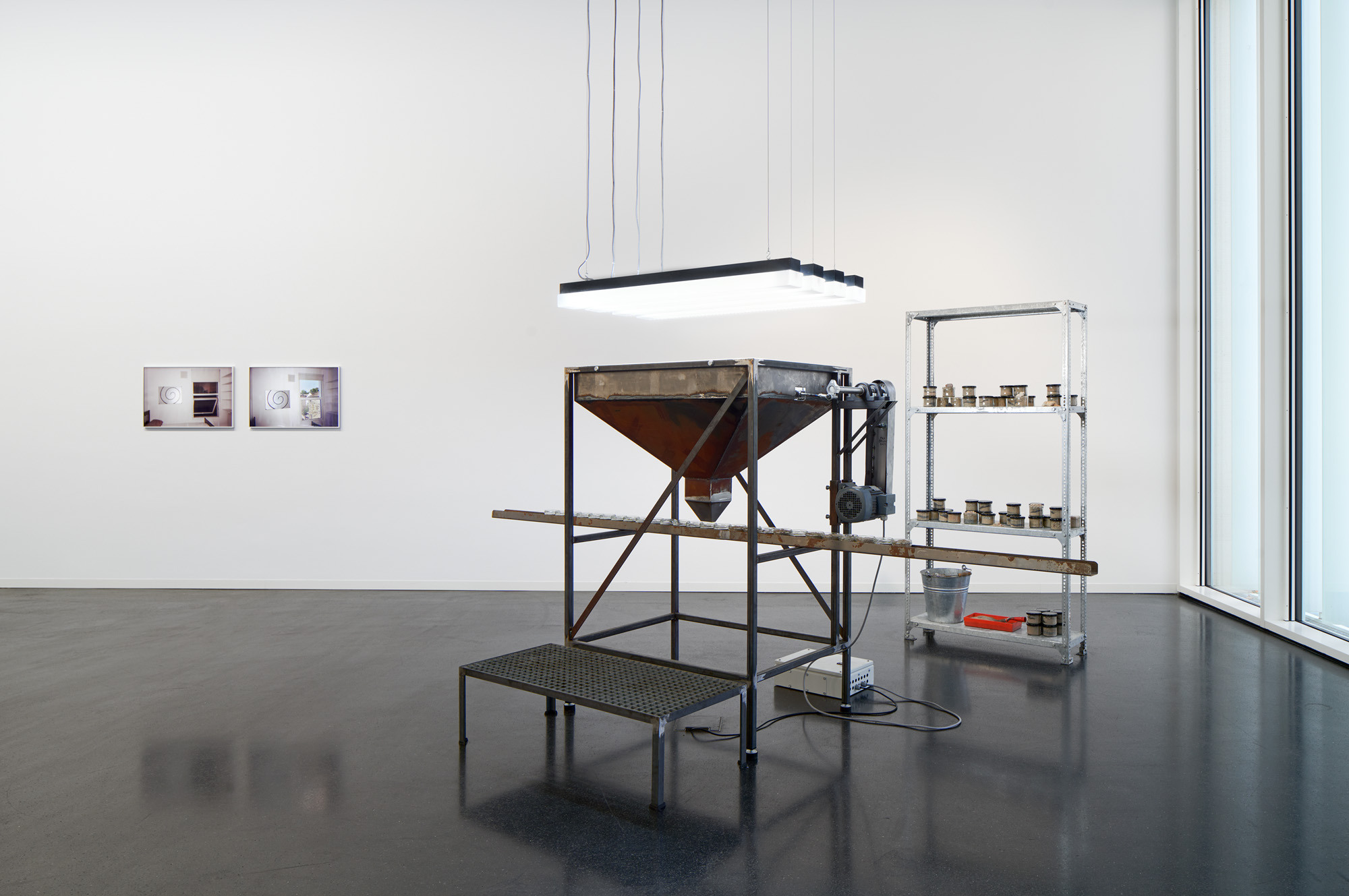 Max BrÃ¼ck, 0-5mm, 2022, installation view Kunsthaus Wiesbaden, 2022, Courtesy the artist, Â©Hessische Kulturstiftung, photo: Jens Gerber
