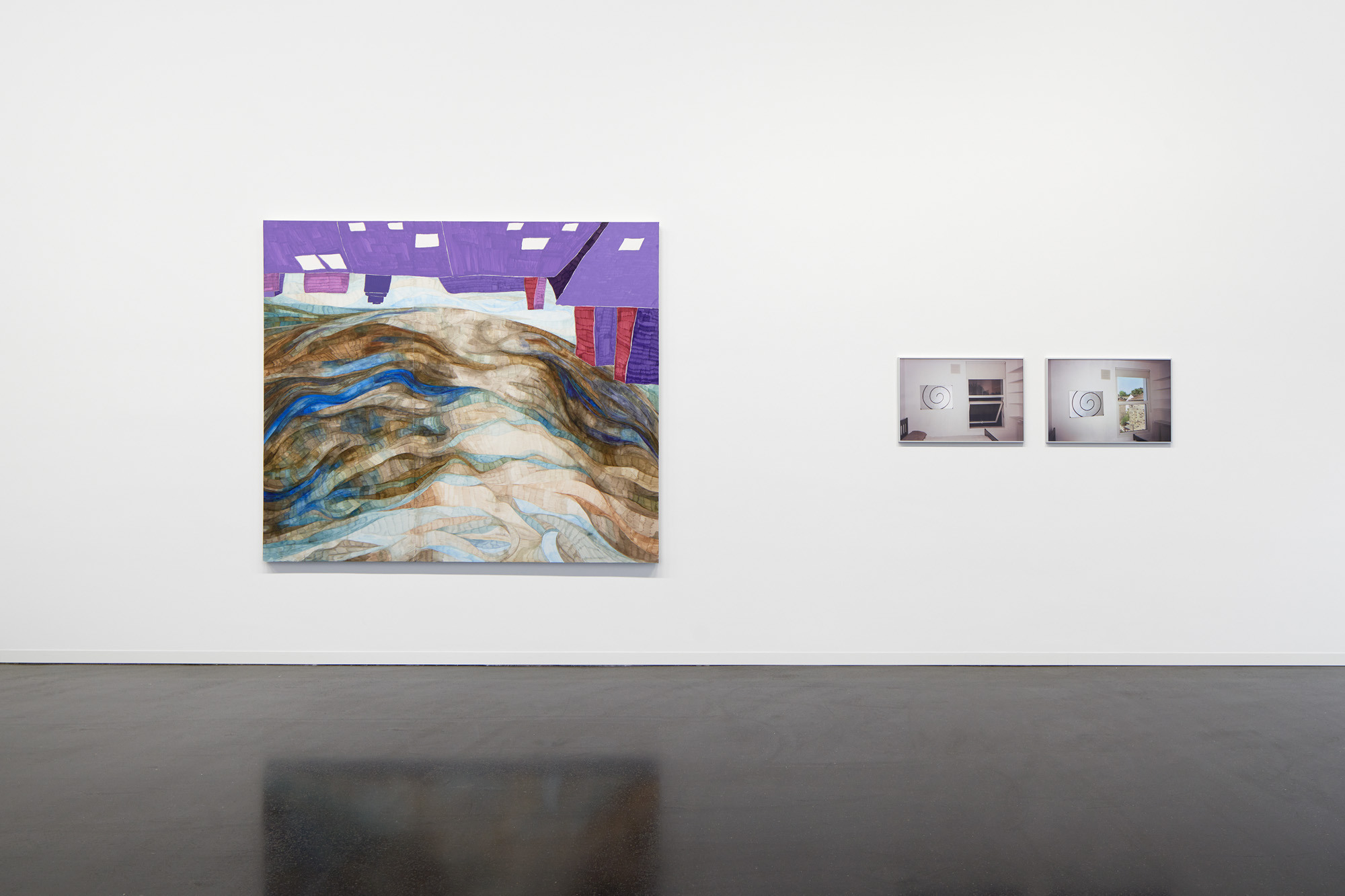 Laura Langer, Homesick (left), Headlines (London) (right), 2021 and 2022, installation view Kunsthaus Wiesbaden, 2022, Courtesy Weiss Falk and the artist, ©Hessische Kulturstiftung, photo: Jens Gerber