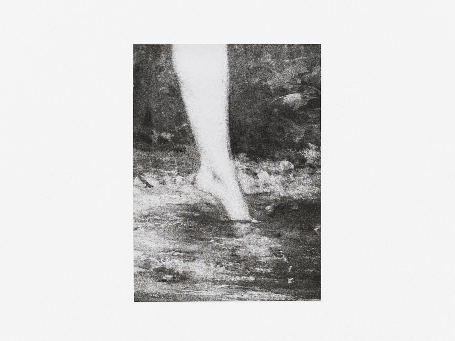 Jochen Lempert, Untitled (Courbet), Gelatin silver print on baryta paper, 37 Ă 27 cm, Edition 5/5, 2020 / Photo: Cedric Mussano / Courtesy of the artist, Kirchgasse, Steckborn and ProjecteSD, Barcelona