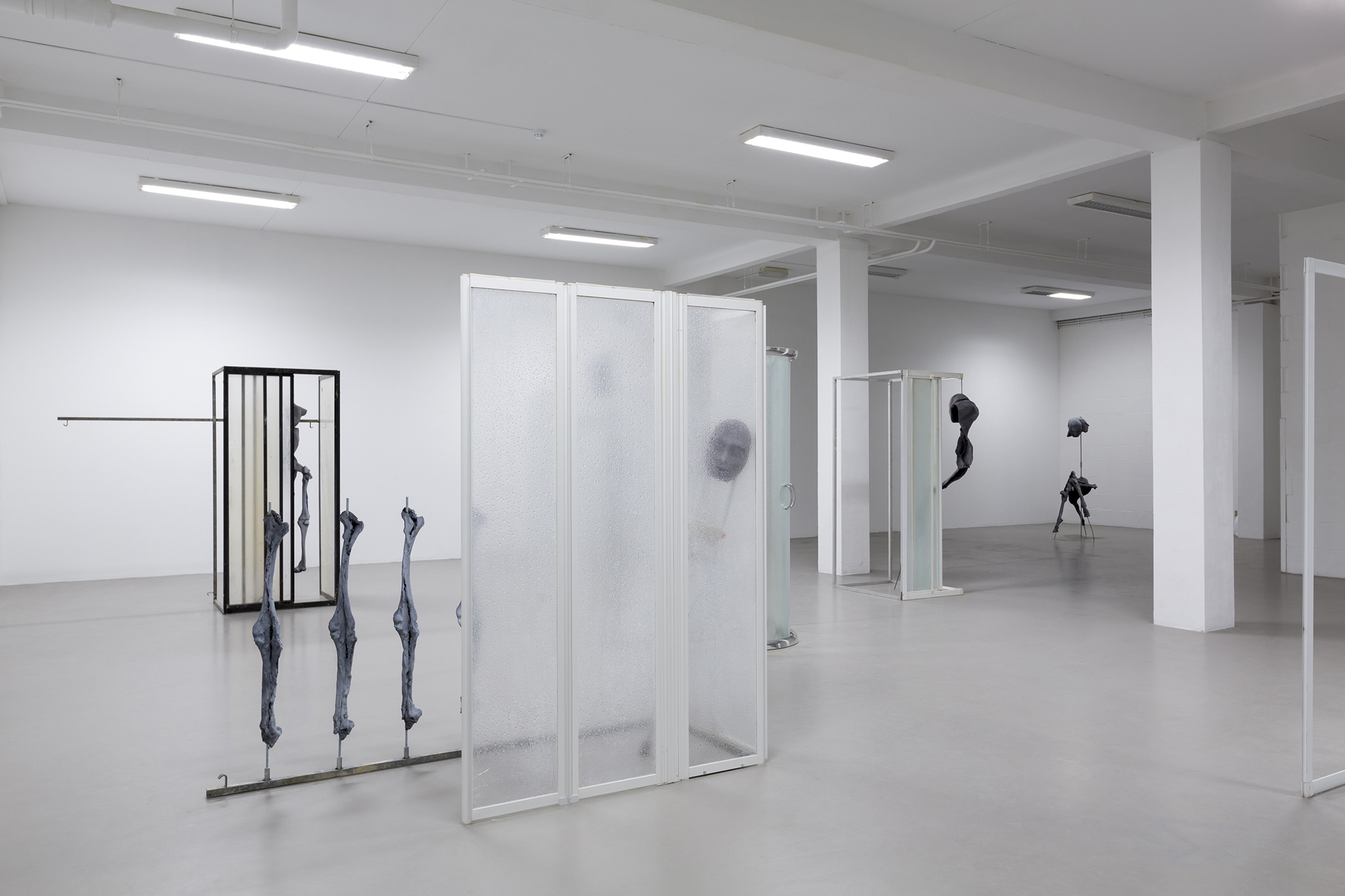 Giulia Cenci, dry salvages, installation views and details, P/////AKT, 2023.âš Photographs by Charlott Markus, courtesy of P/////AKT Amsterdam.