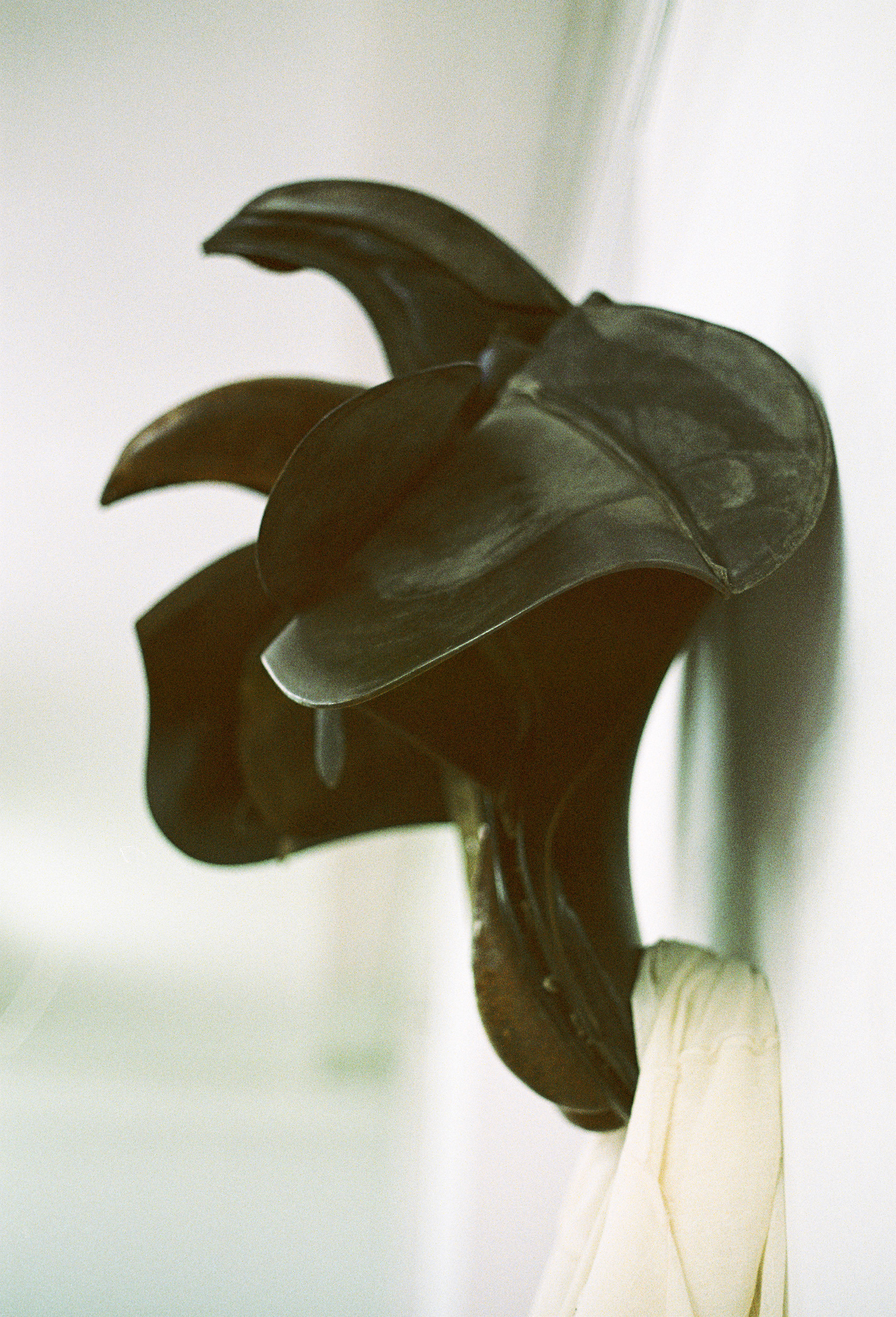 Alizée Gazeau, Untitled (Phaéthon), detail, 2021, horse saddle, cotton muslin, variable dimensions