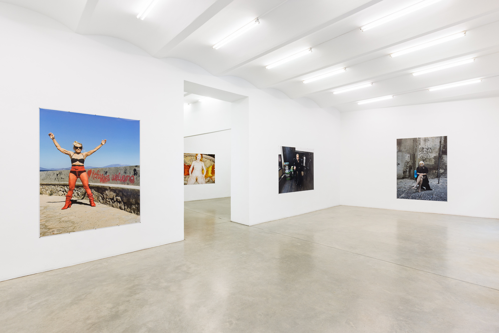 Exhibition view Juergen TELLER | PORTRAITS, Christine König Galerie, Vienna 2023 Photo: kunst-dokumentation.com / Manuel Carreon Lopez