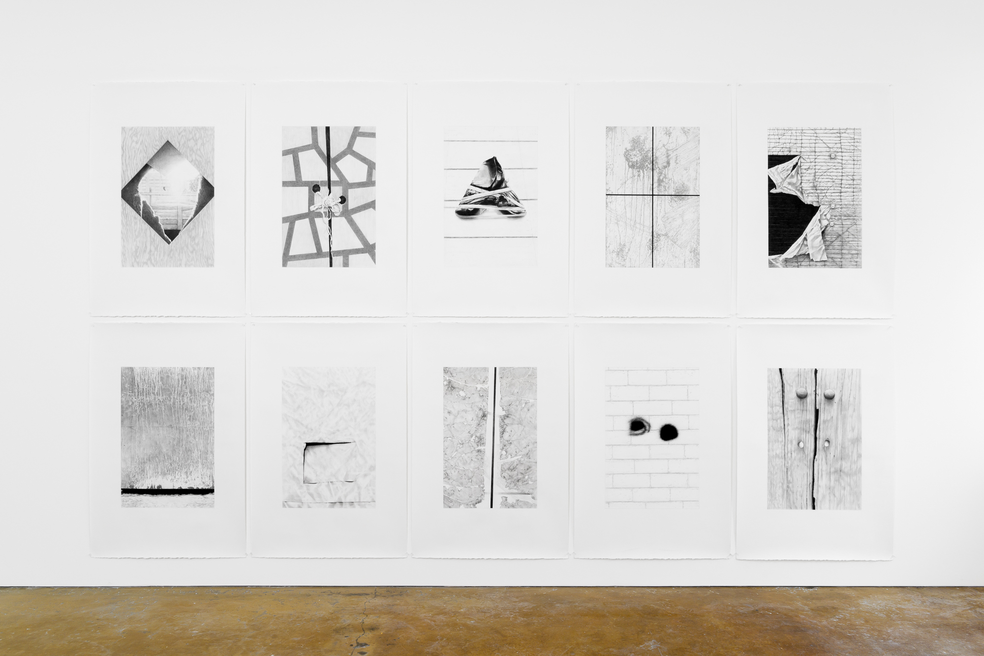 Andrew Browne, Containment Field, install shot